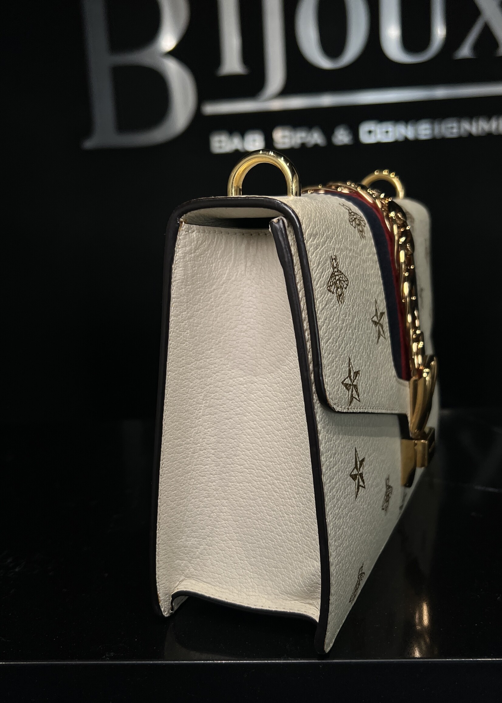 Gucci SOLD - Gucci Sylvie Bee Bag