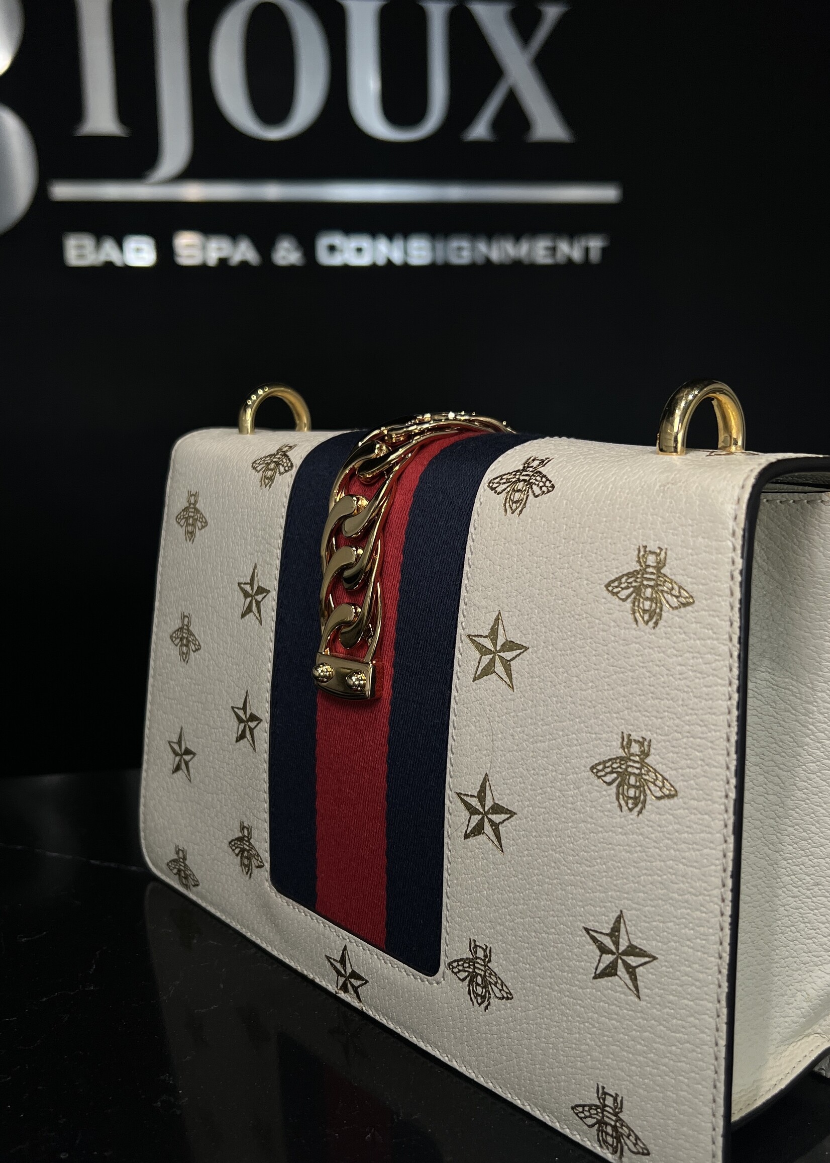 Gucci SOLD - Gucci Sylvie Bee Bag