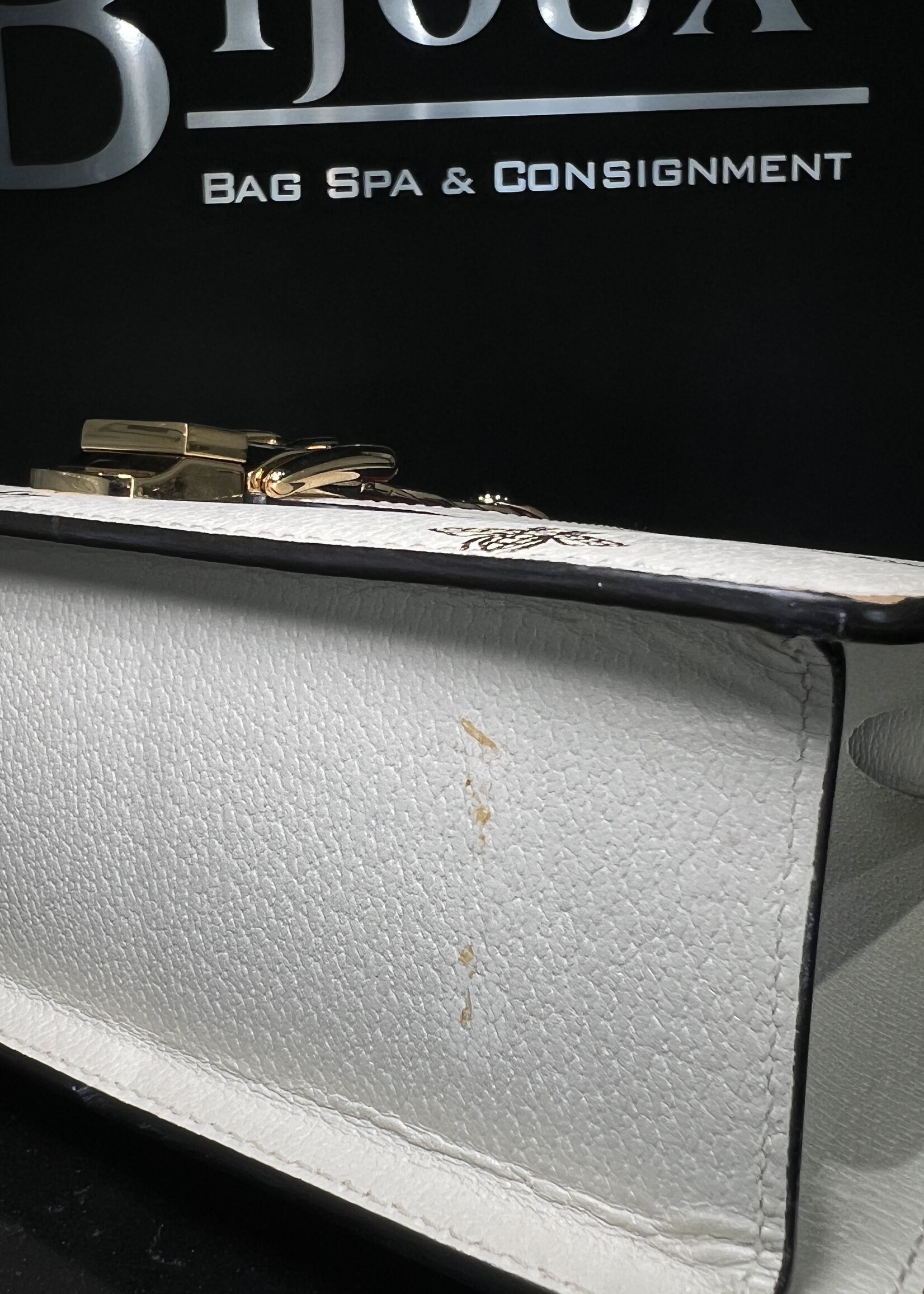 Gucci Gucci Sylvie Bee Bag