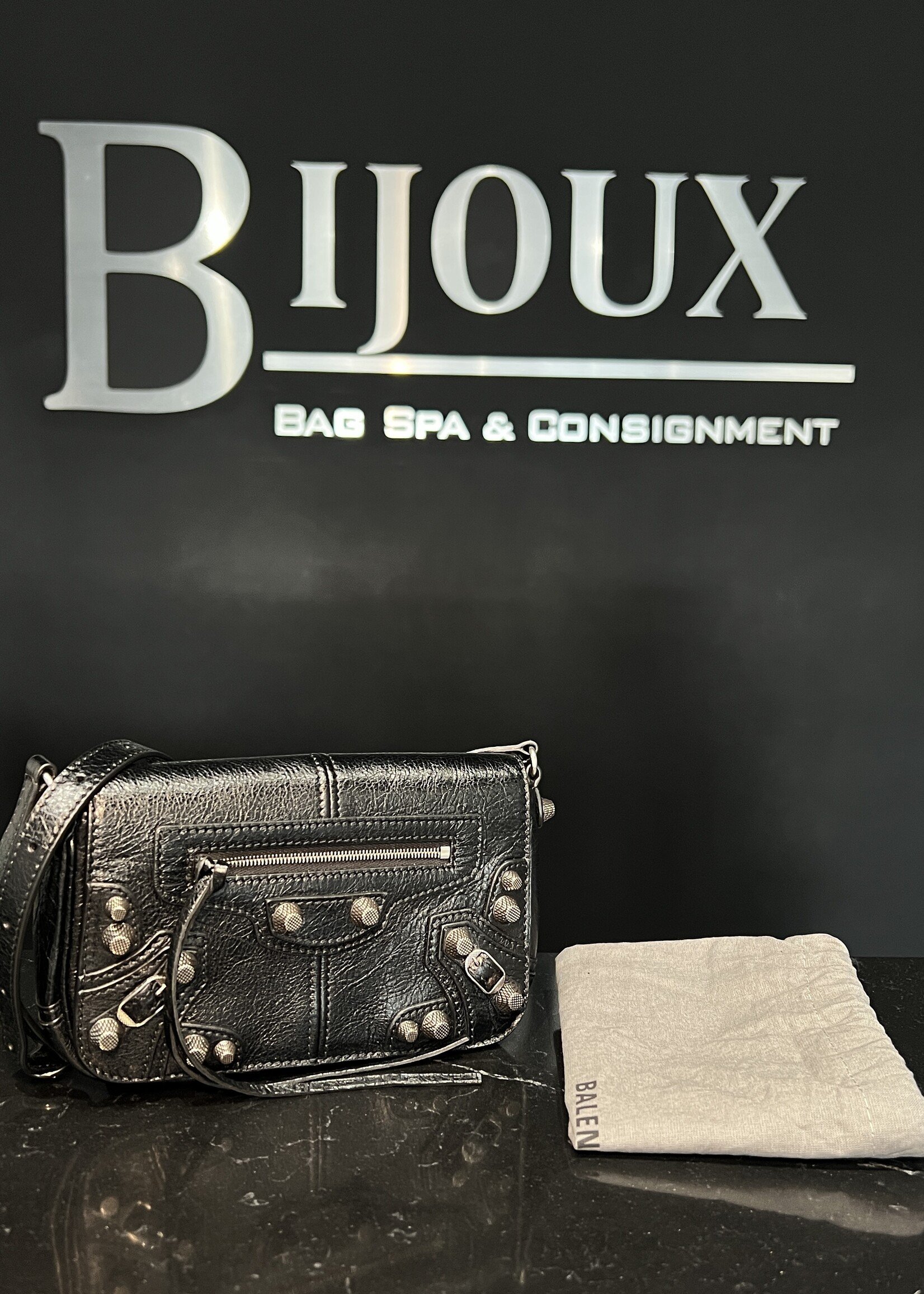 Balenciaga Balenciaga Le Cagole XS Flap Bag