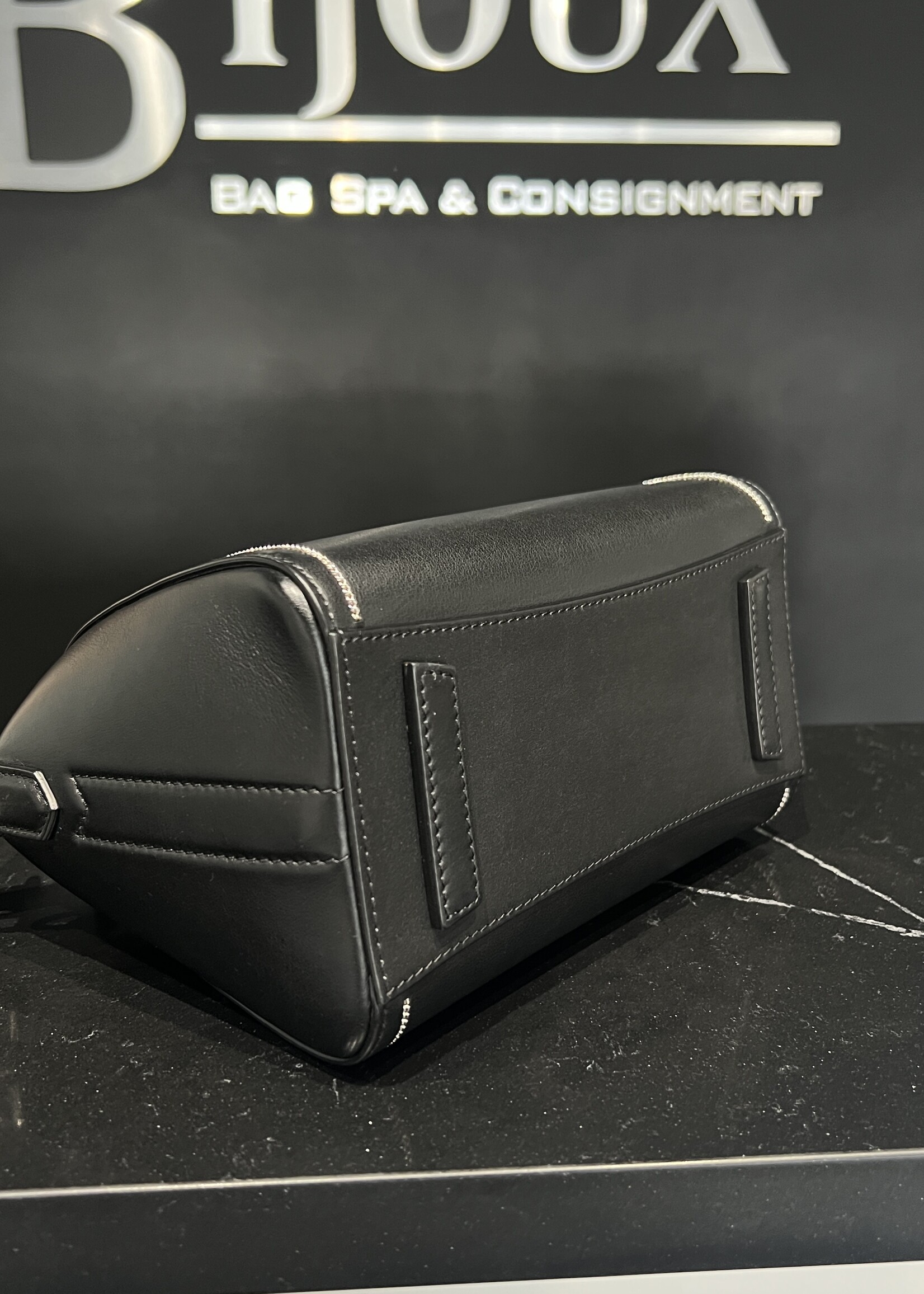 Givenchy SOLD - Givenchy Mini Antigona