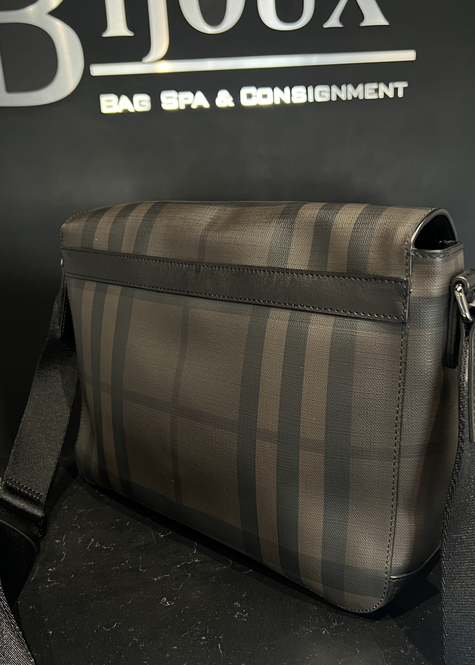 Burberry SOLD - Burberry Grifford Messenger Bag
