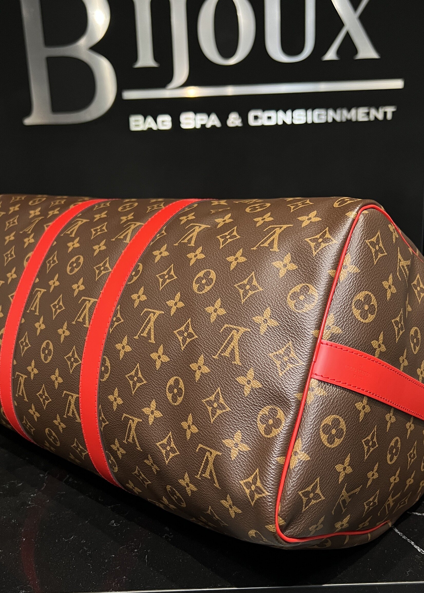 Louis Vuitton Louis Vuitton Monogram Keepall Bandouliere 50