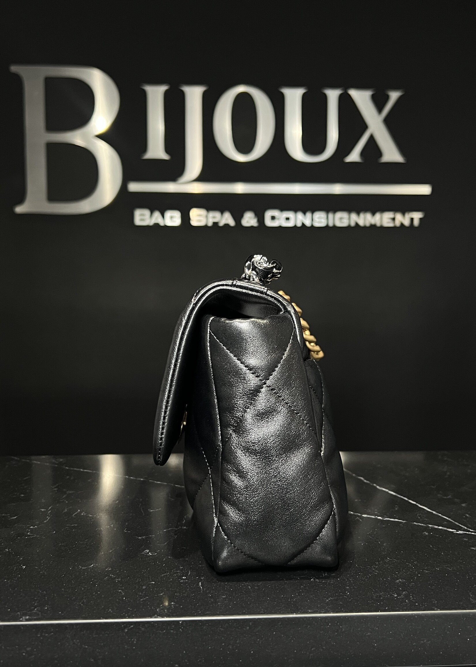 Chanel Chanel Lambskin Quilted Medium 19 Flap Black