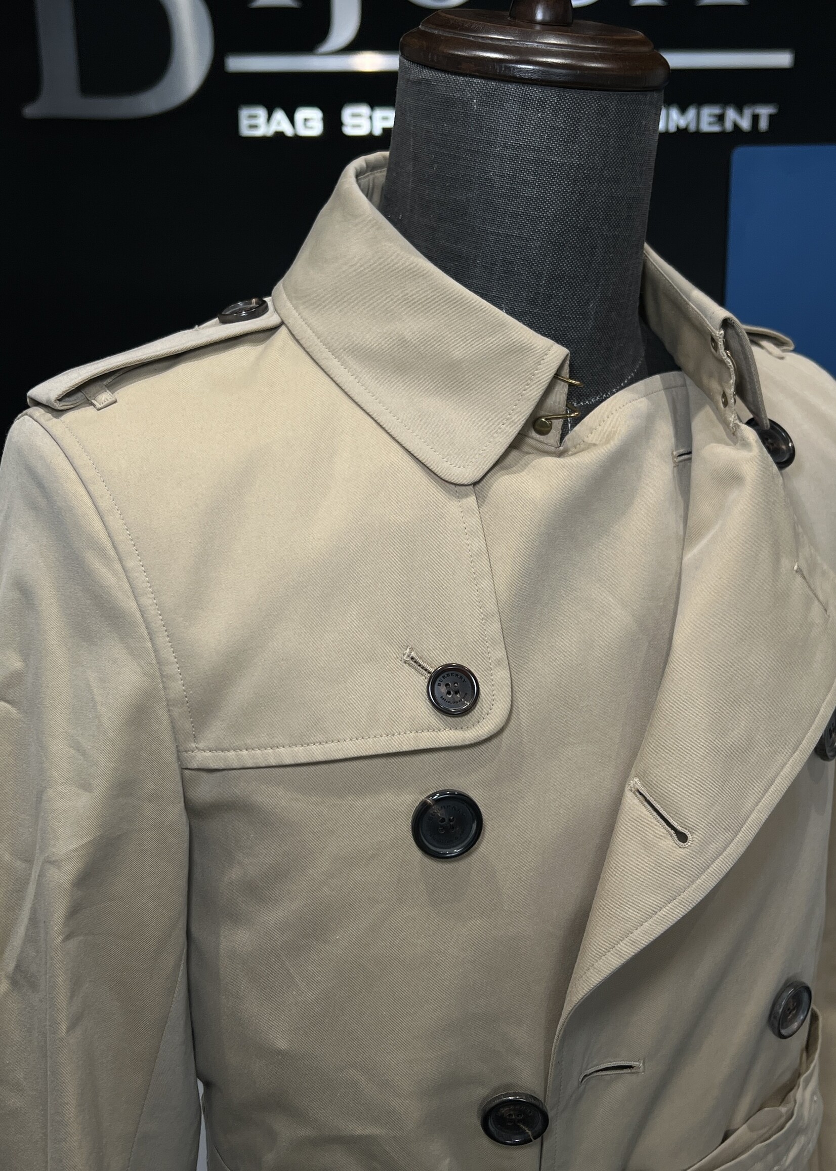 Burberry Burberry Sandringham Short Heritage Trench Coat