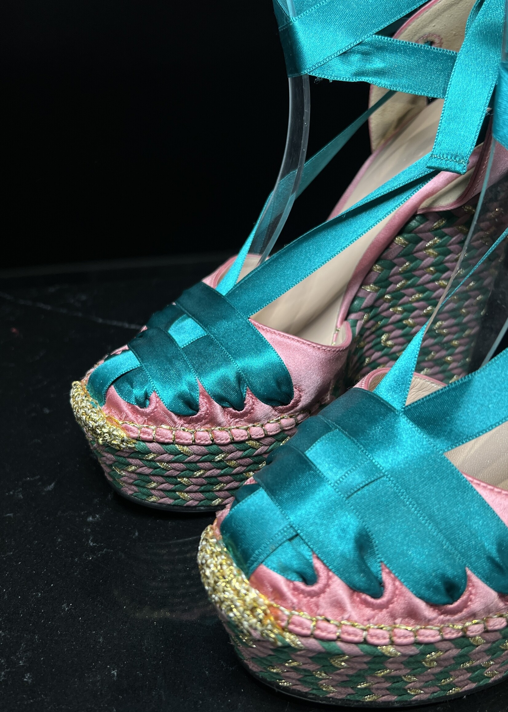 Gucci Gucci Satin Ribbon Wedge Heels 36