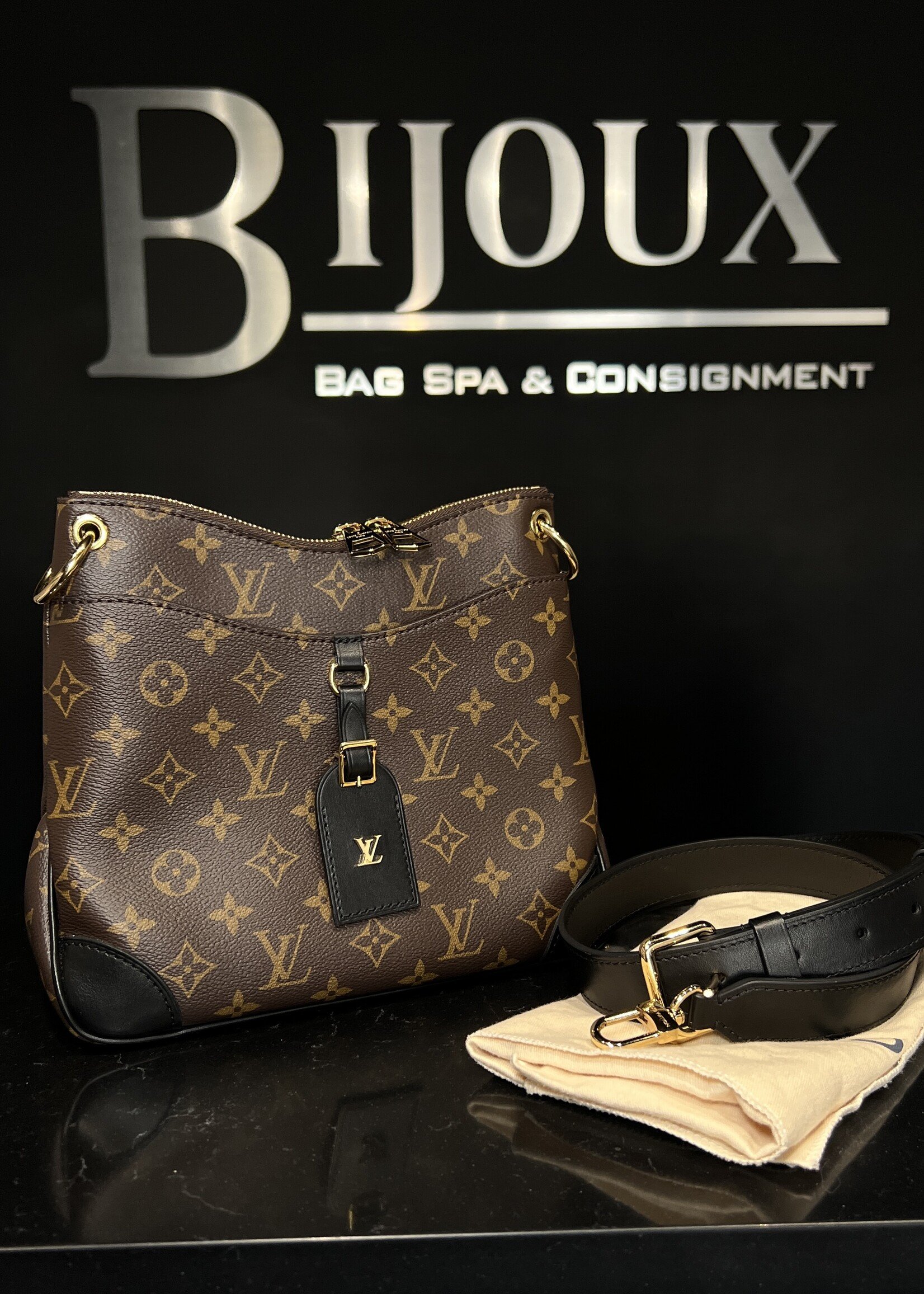 Louis Vuitton Louis Vuitton Odeon PM