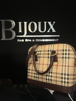 Burberry SOLD- Burberry Haymarket Check Picadilly Bowler