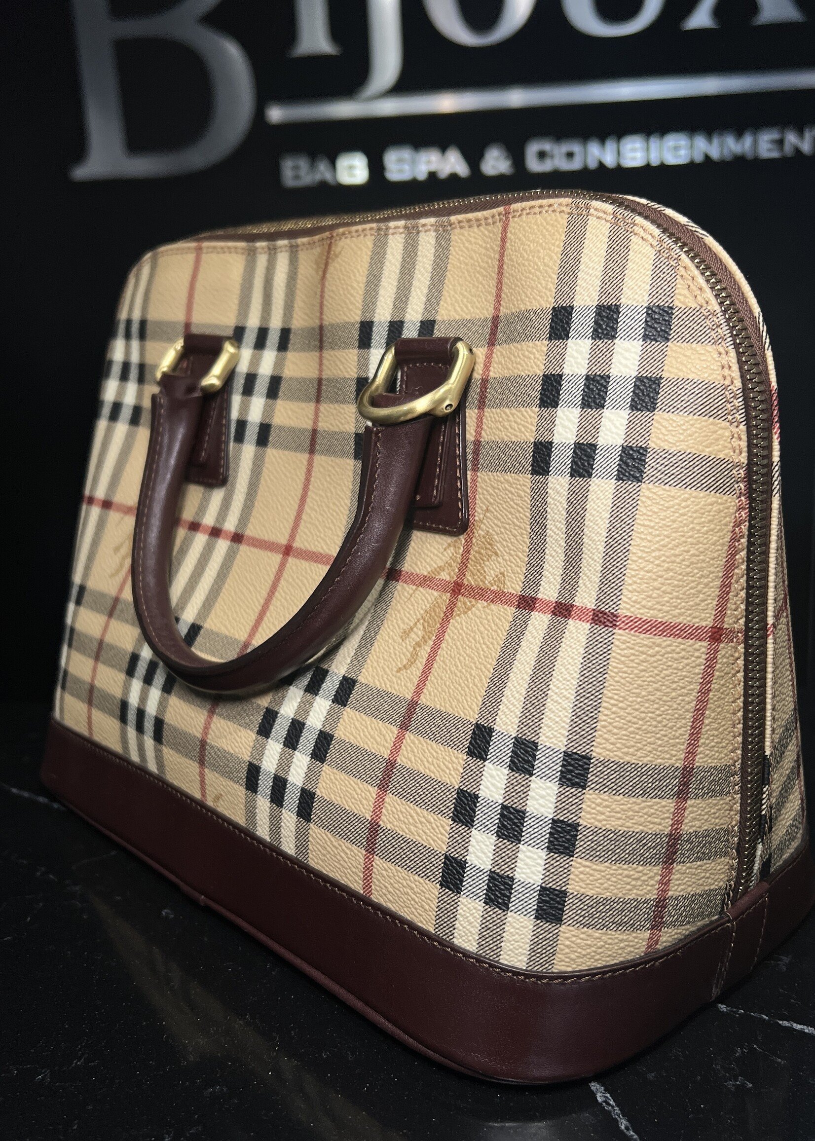 Burberry SOLD- Burberry Haymarket Check Picadilly Bowler