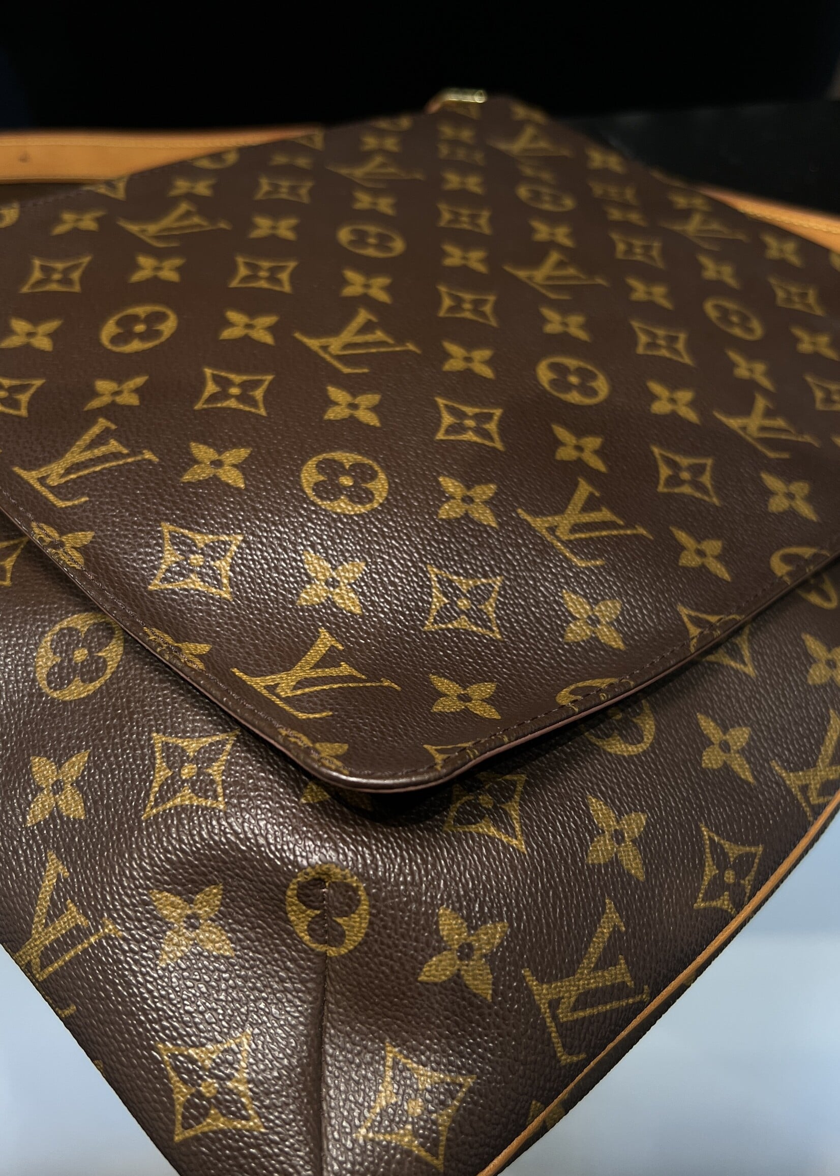 Louis Vuitton Louis Vuitton Musette Salsa GM