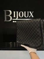 Louis Vuitton SOLD - Louis Vuitton Daniel MM
