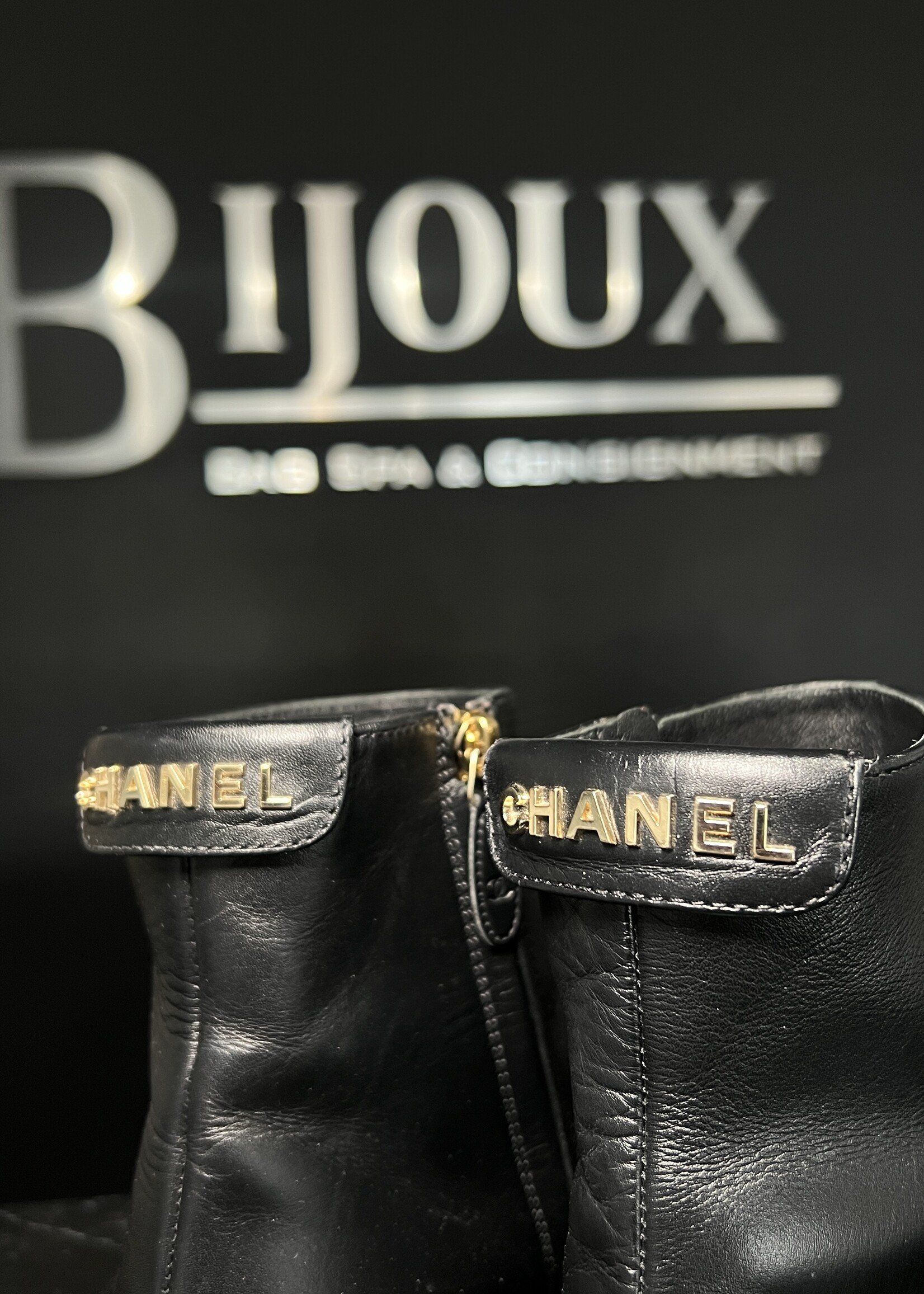 Chanel Chanel Leather Ankle Boots - 37
