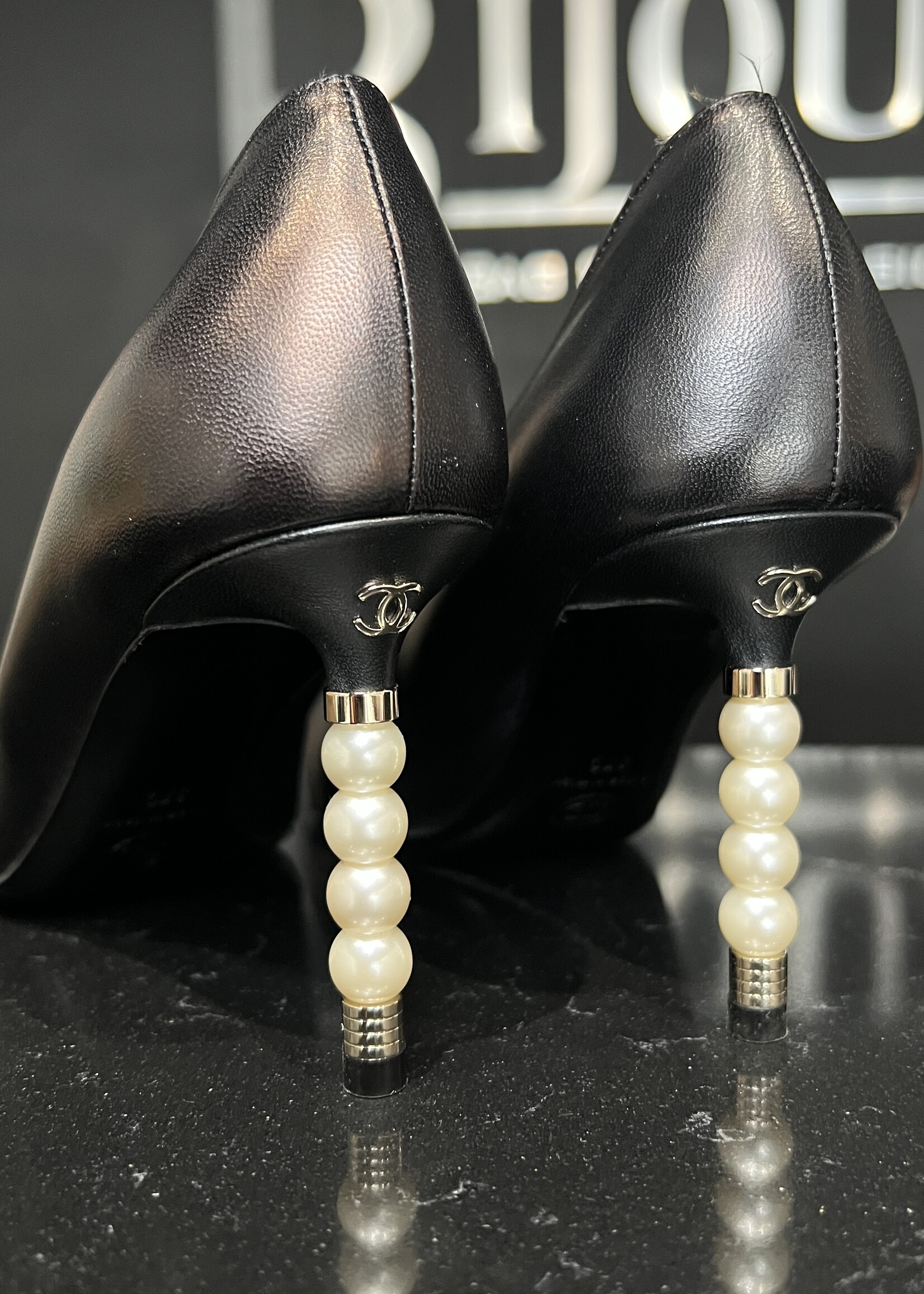 Chanel SOLD- Chanel Pumps Pearl Heel - 37