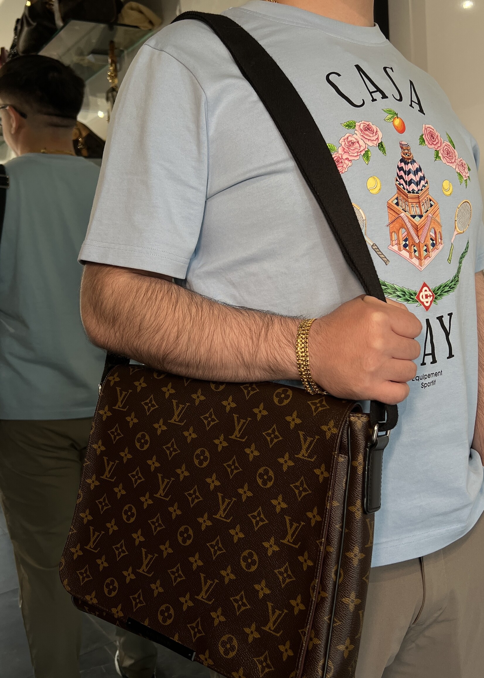 Louis Vuitton Louis Vuitton Maccassar Messenger