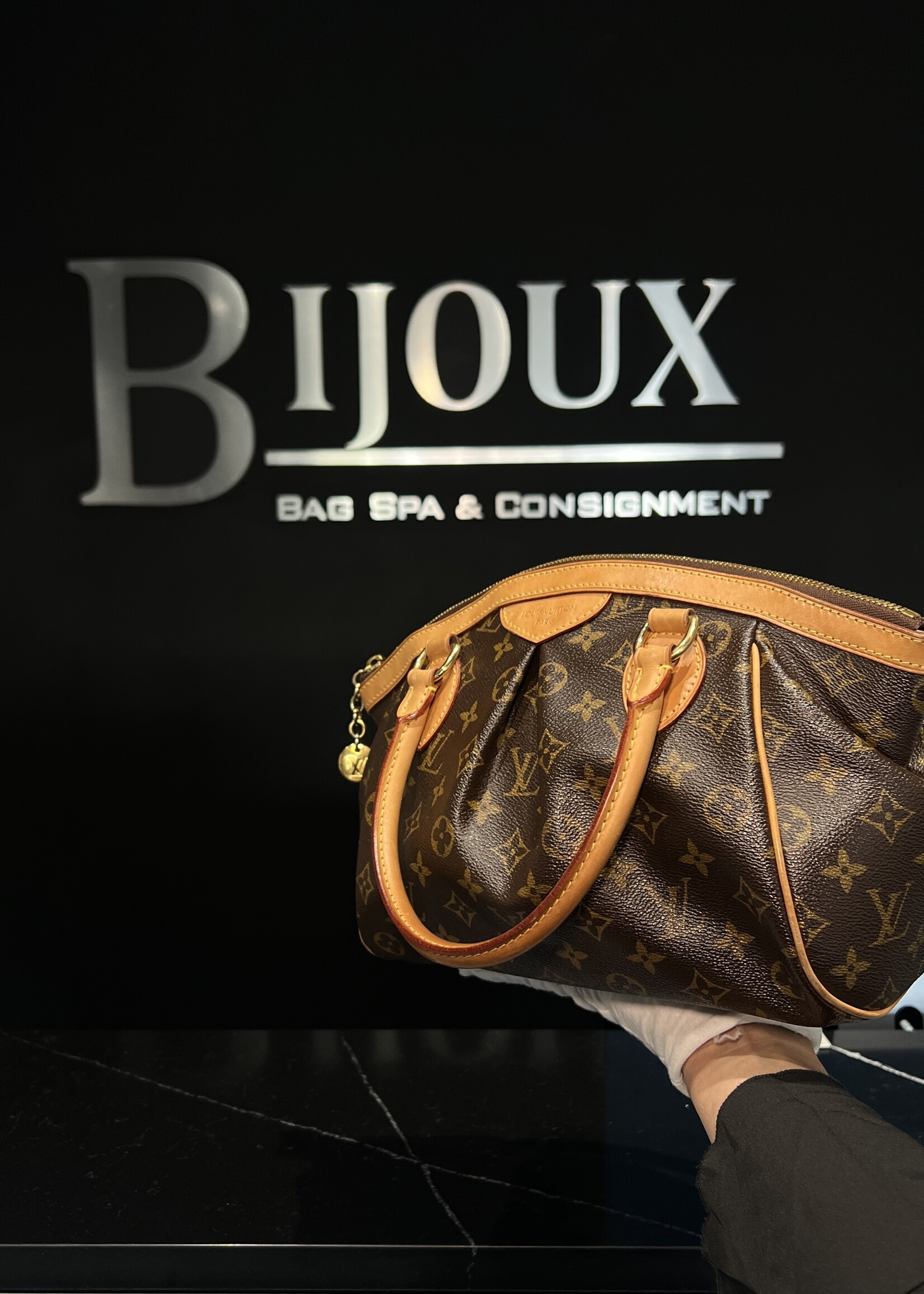 Louis Vuitton SOLD- Louis Vuitton Tivoli PM