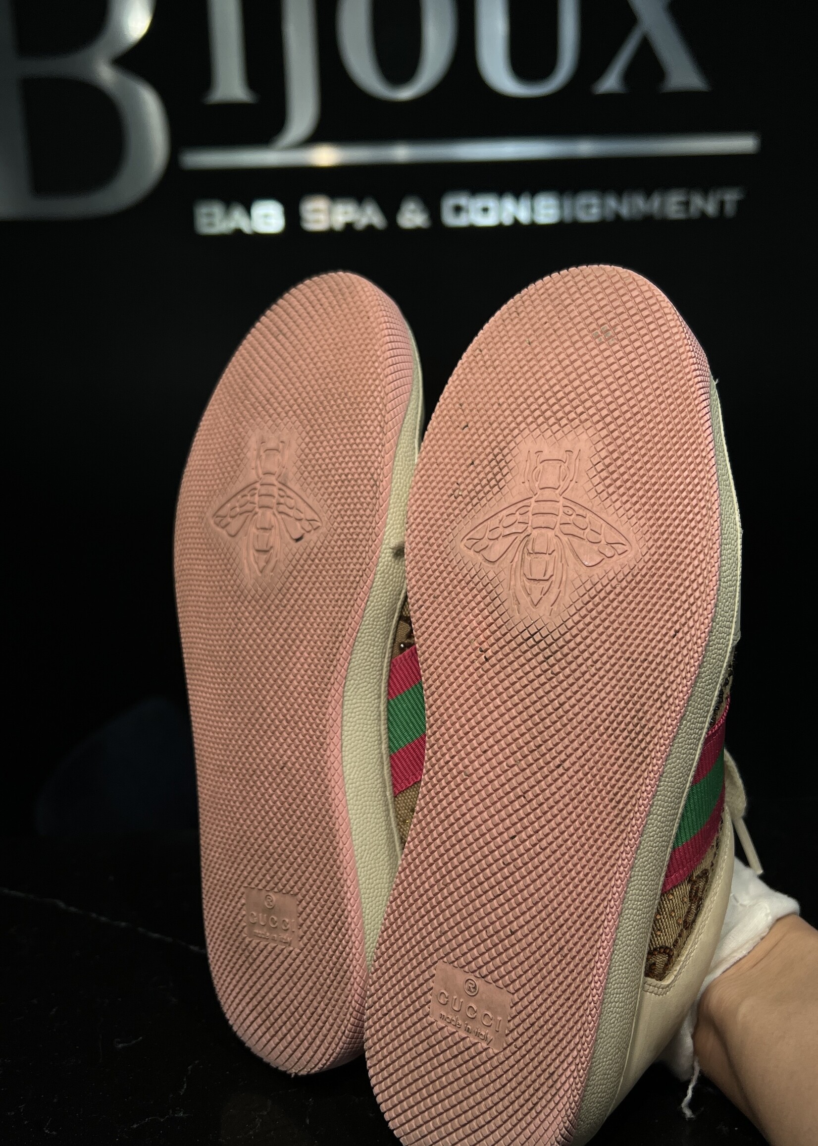 Gucci Gucci GG Crystal Sneakers
