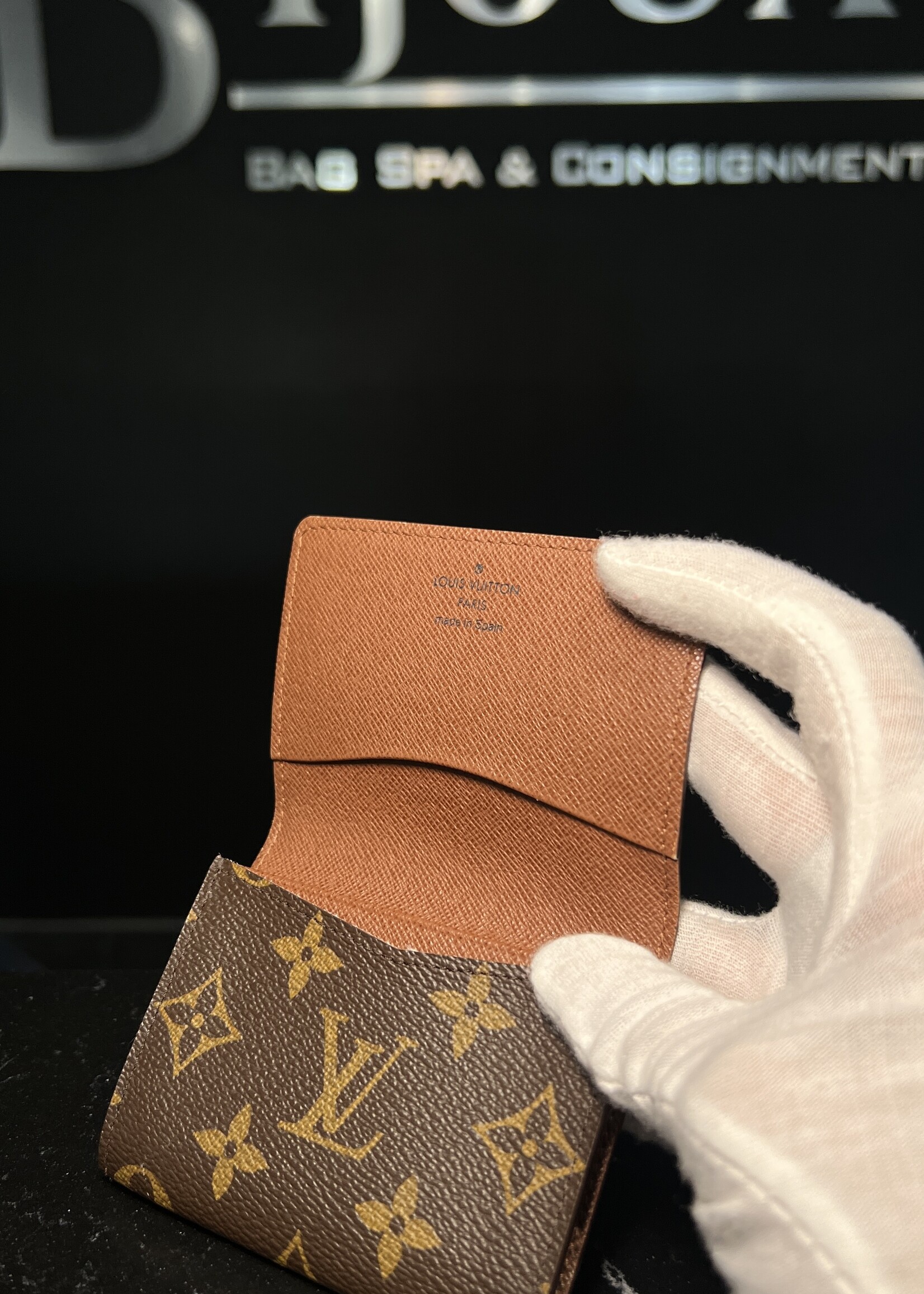 Louis Vuitton SOLD- Louis Vuitton Envelope Monogram CardHolder