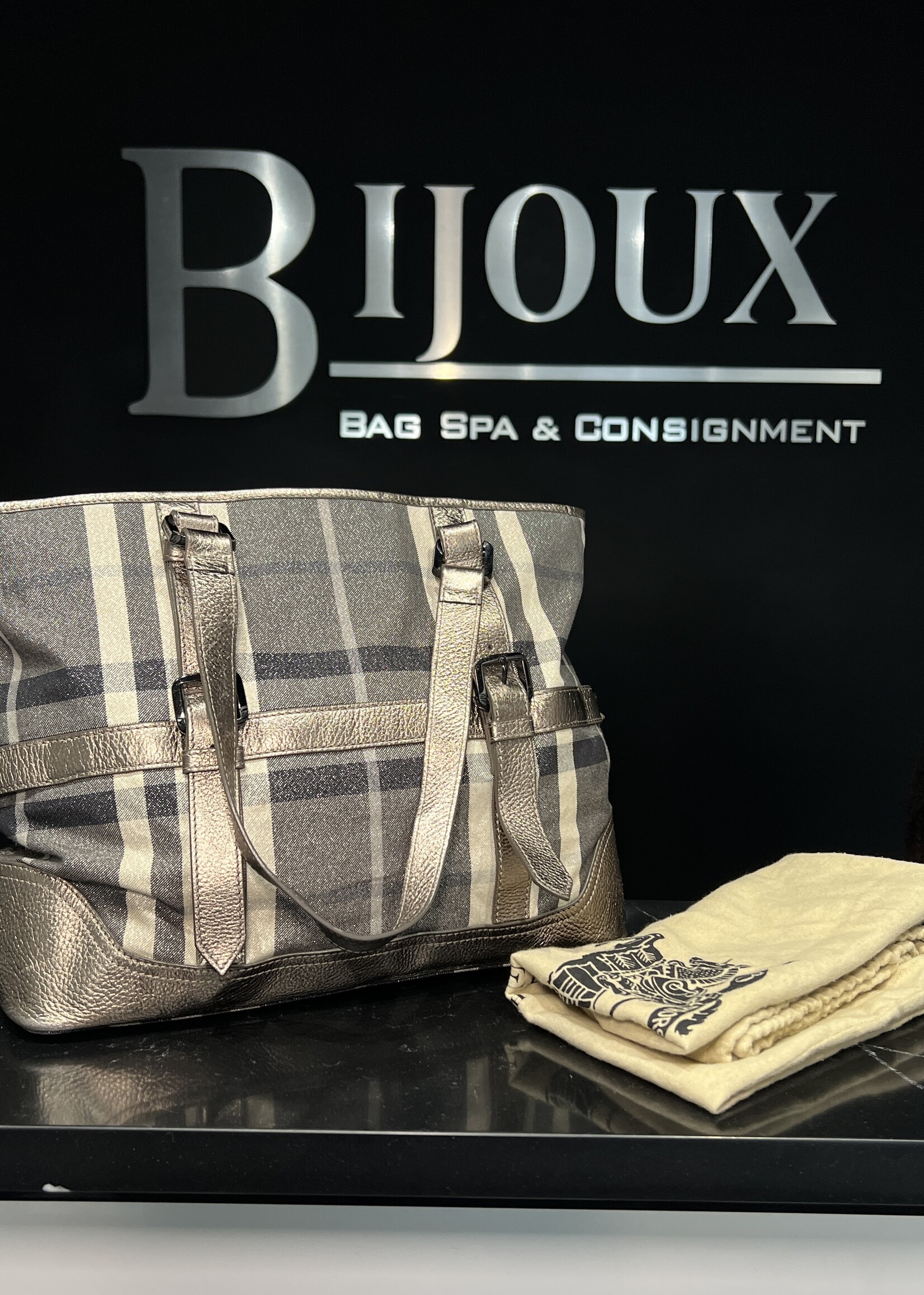 Burberry Burberry Silver Shimmer Check Tote