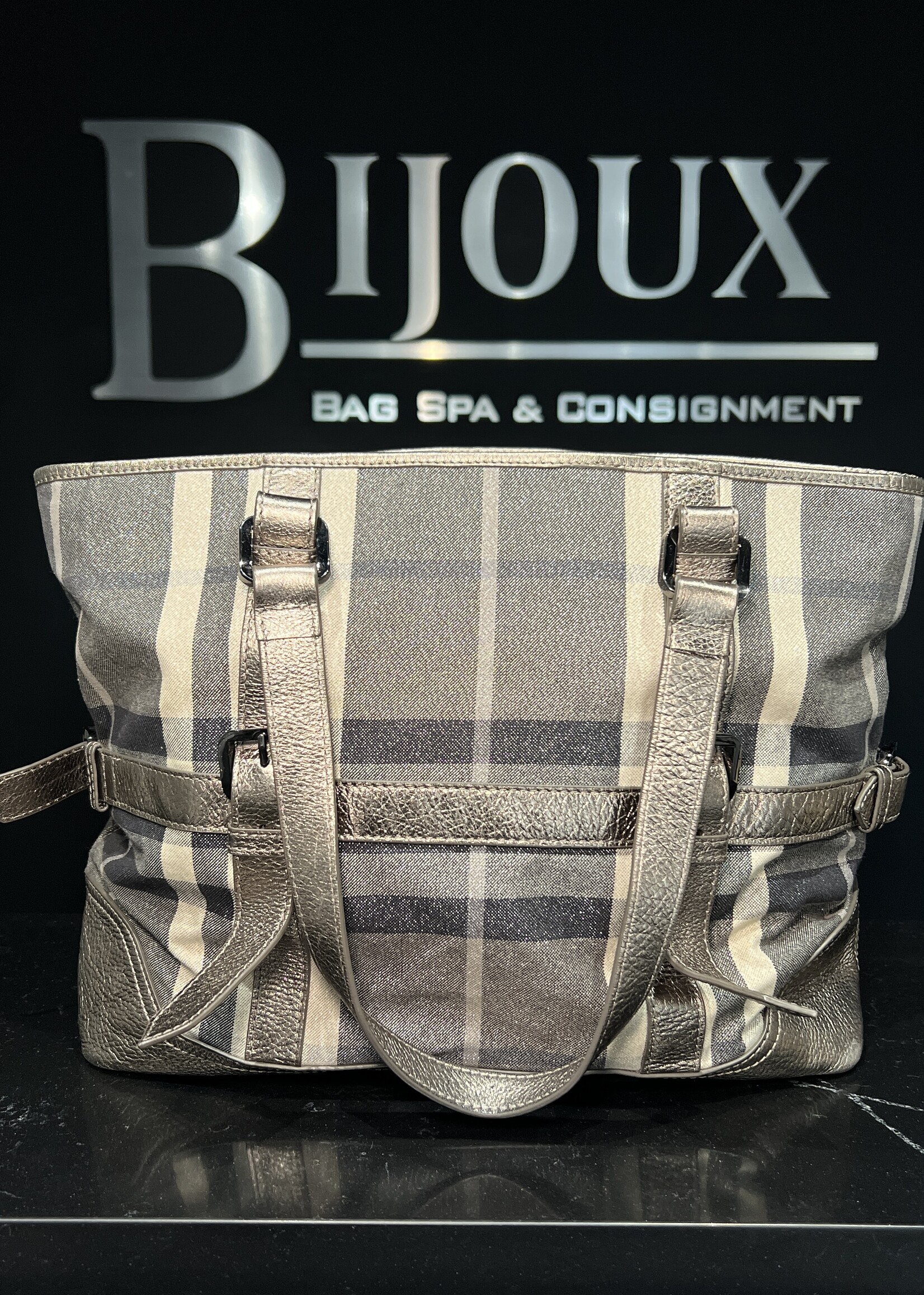 Burberry Burberry Silver Shimmer Check Tote