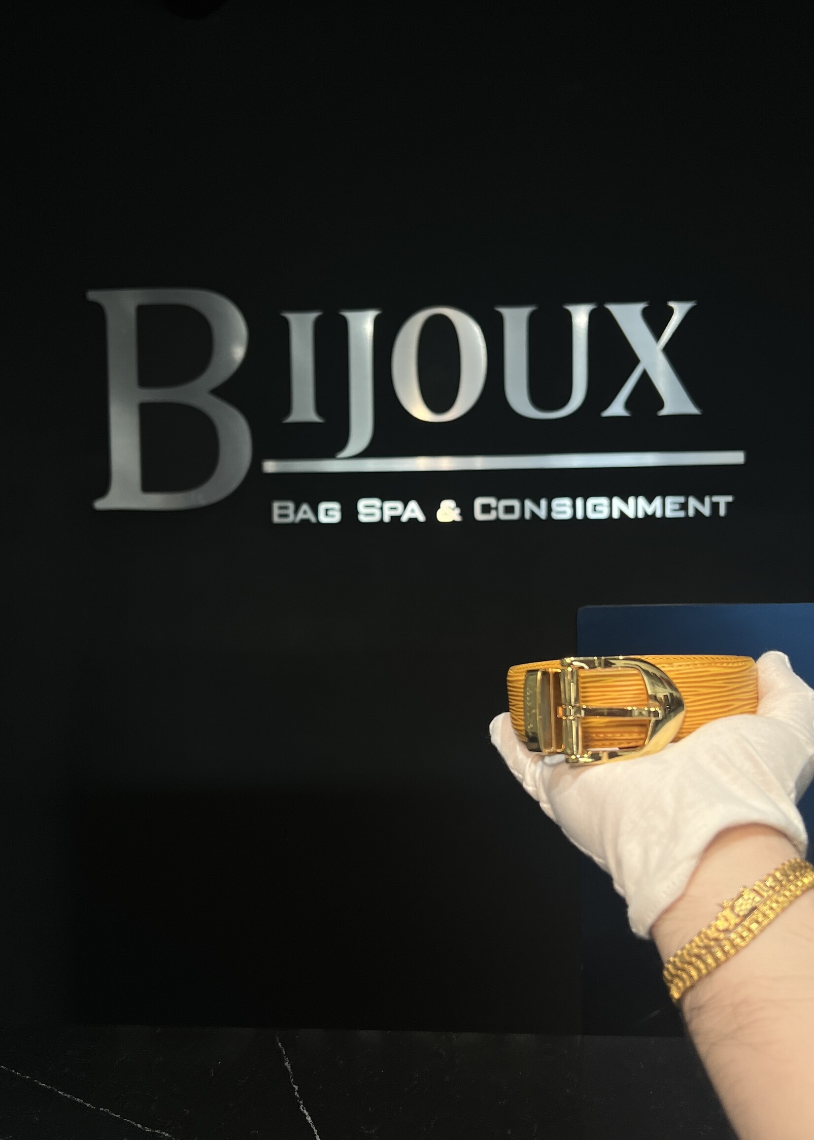 Louis Vuitton Louis Vuitton Epi Belt 85