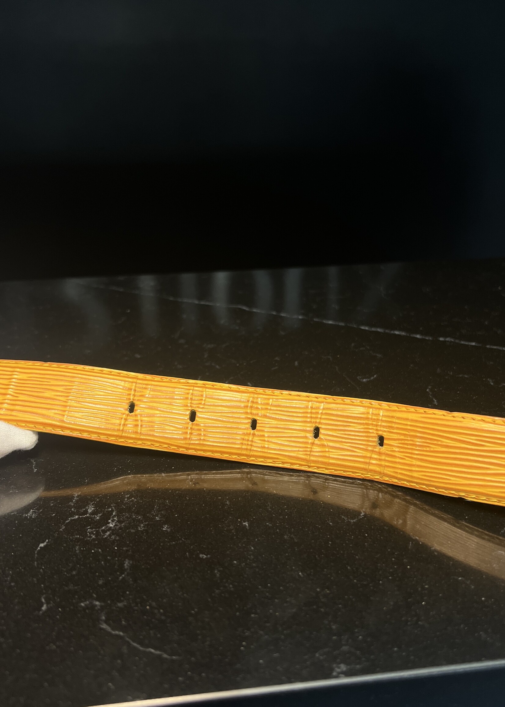 Louis Vuitton Louis Vuitton Epi Belt 85