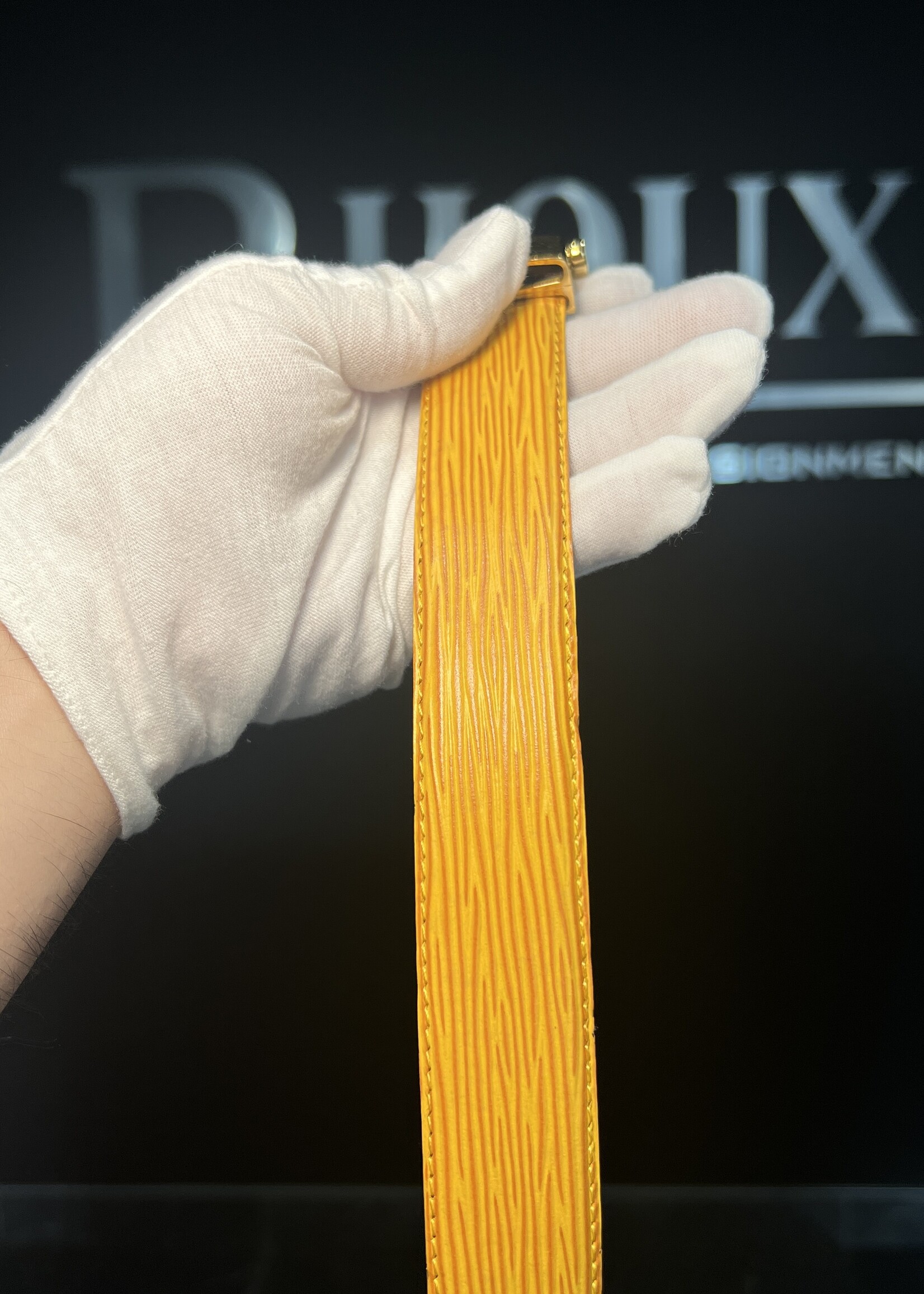 Louis Vuitton Louis Vuitton Epi Belt 85
