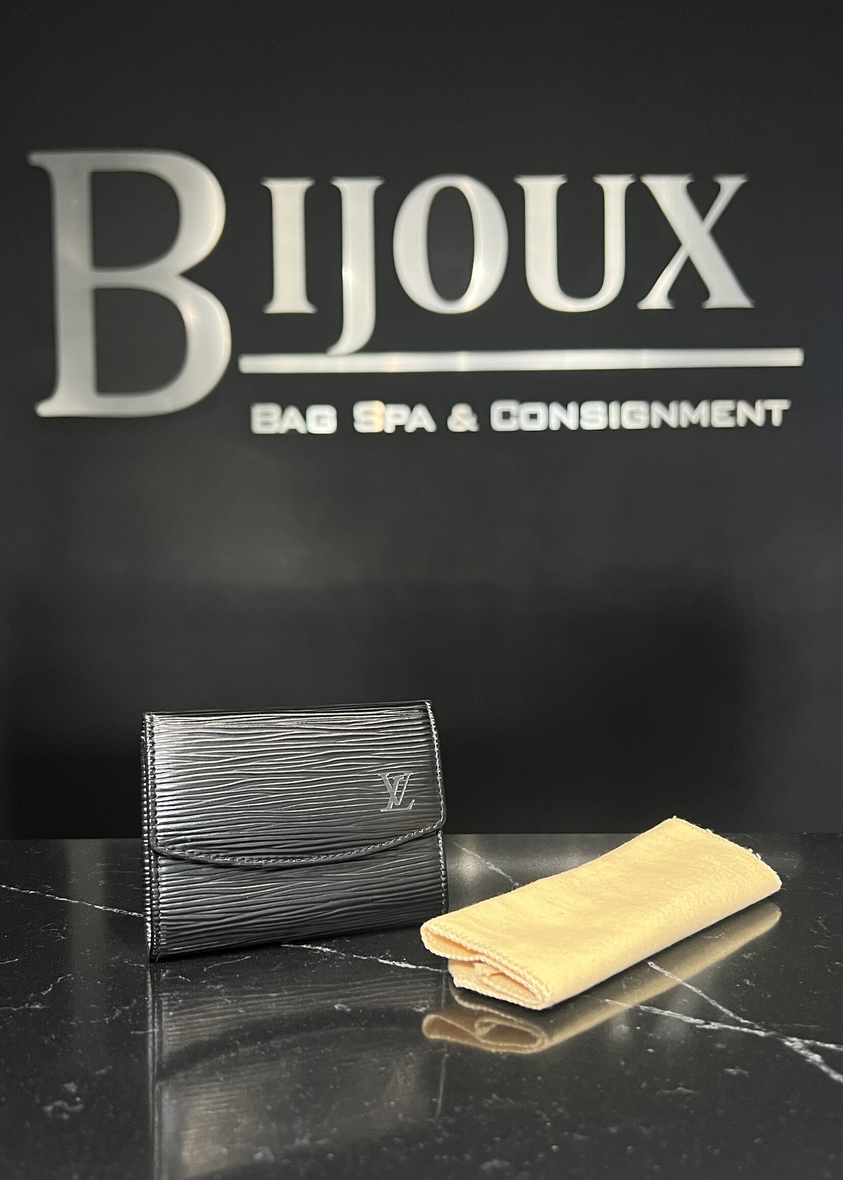 Louis Vuitton Louis Vuitton Black Epi Coin Purse