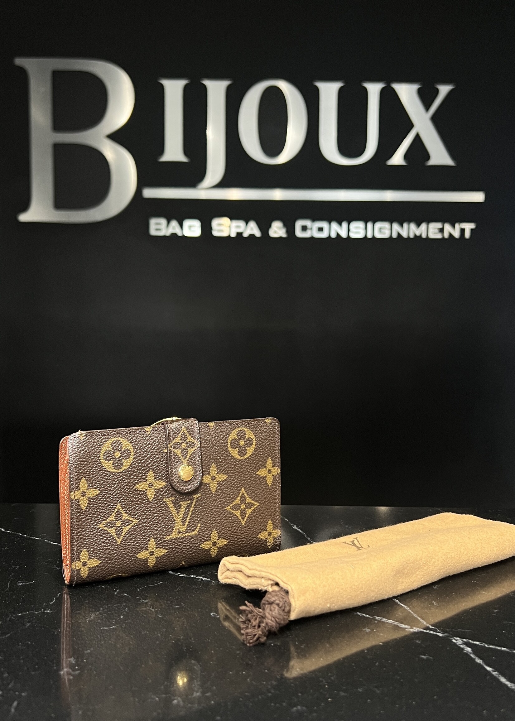 Louis Vuitton Louis Vuitton Monogram French Kisslock Purse Wallet