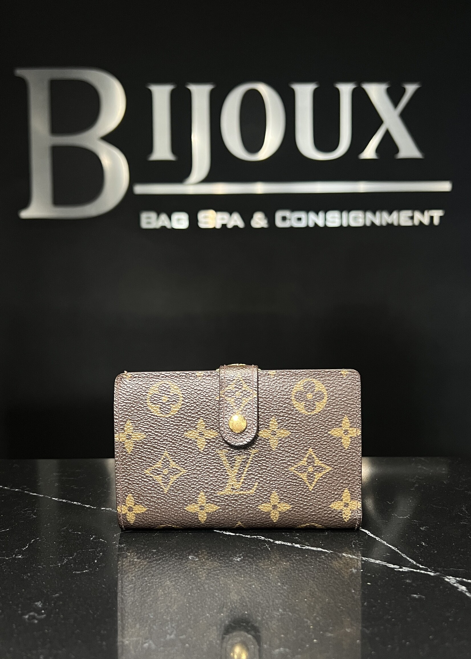 Louis Vuitton Louis Vuitton Monogram French Kisslock Purse Wallet