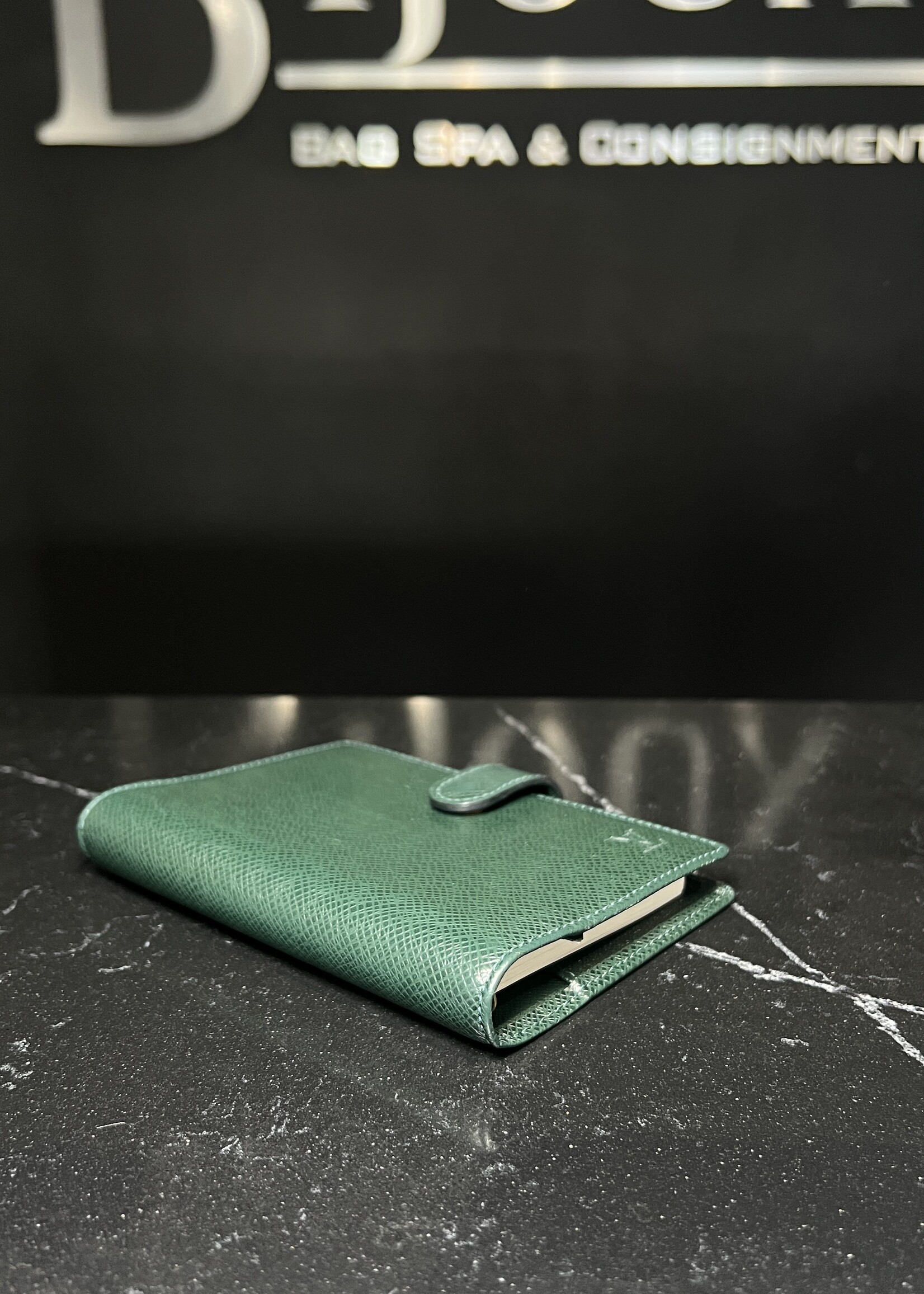 Louis Vuitton Louis Vuitton Green Ring Agenda PM