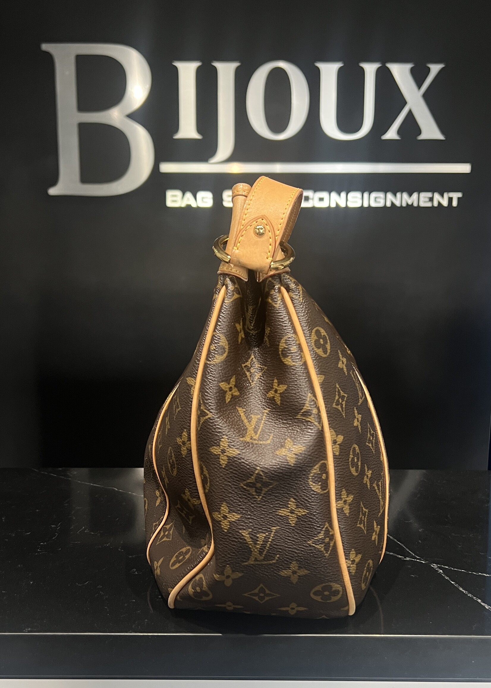 Louis Vuitton Louis Vuitton Galliera PM