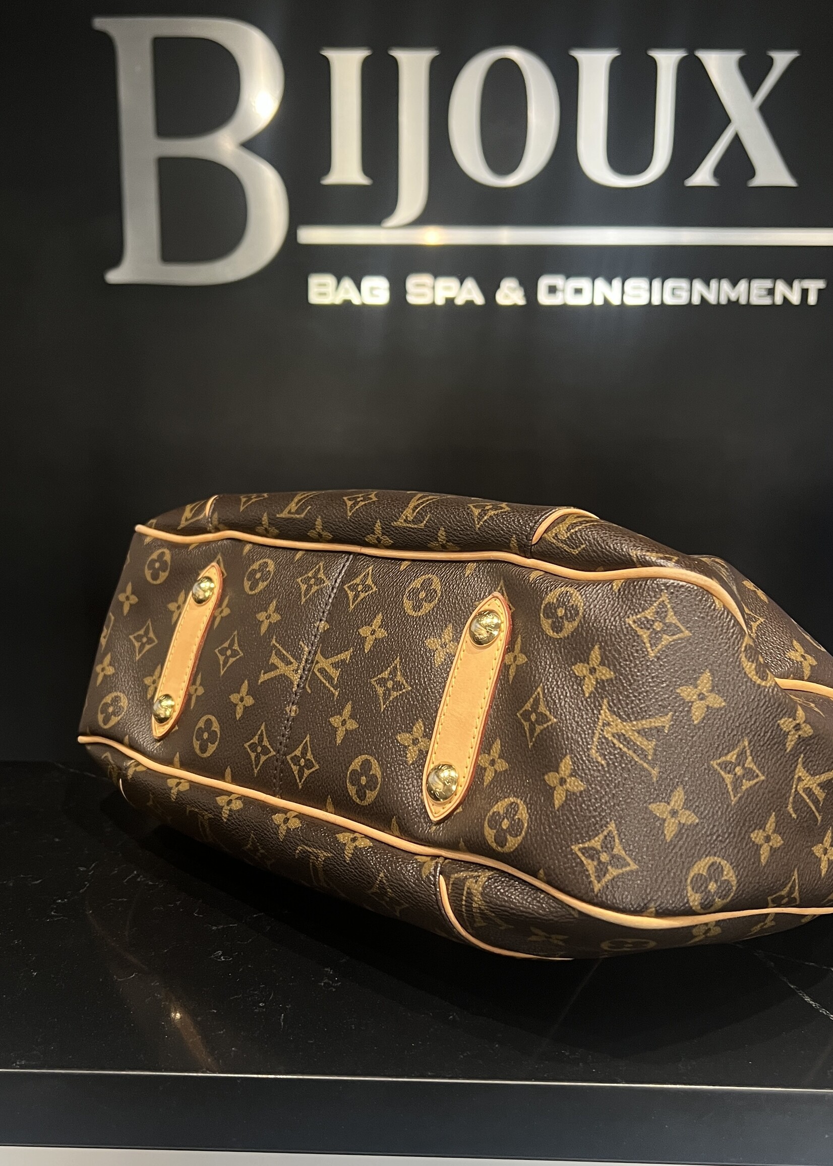 Louis Vuitton Louis Vuitton Galliera PM