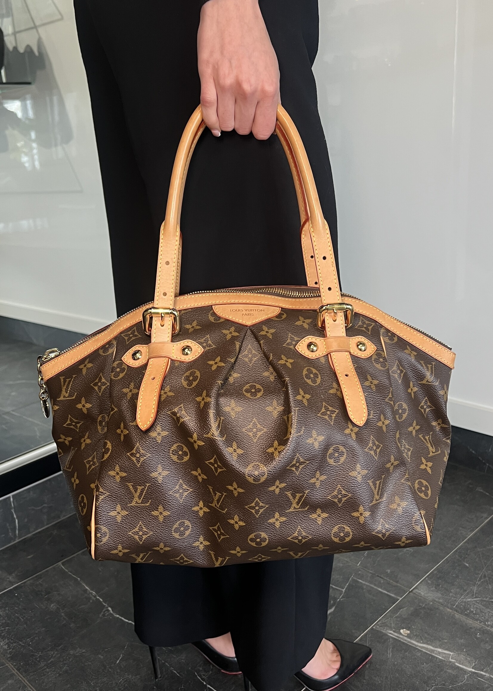 Louis Vuitton Louis Vuitton Tivoli GM