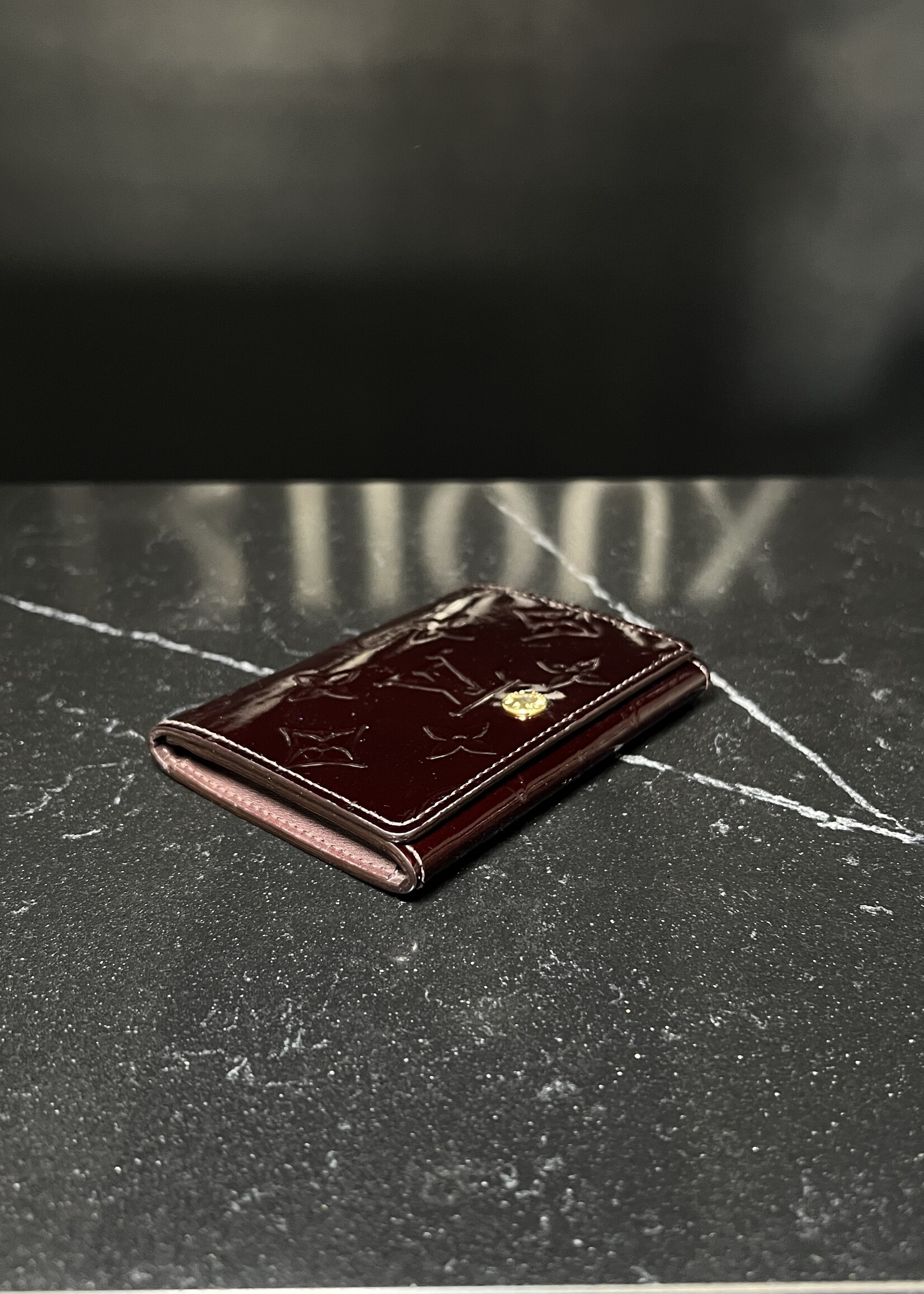 Louis Vuitton Louis Vuitton Bifold Vernis Card Holder
