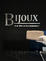Louis Vuitton SOLD- Louis Vuitton Veau Cachemire Comete Wallet