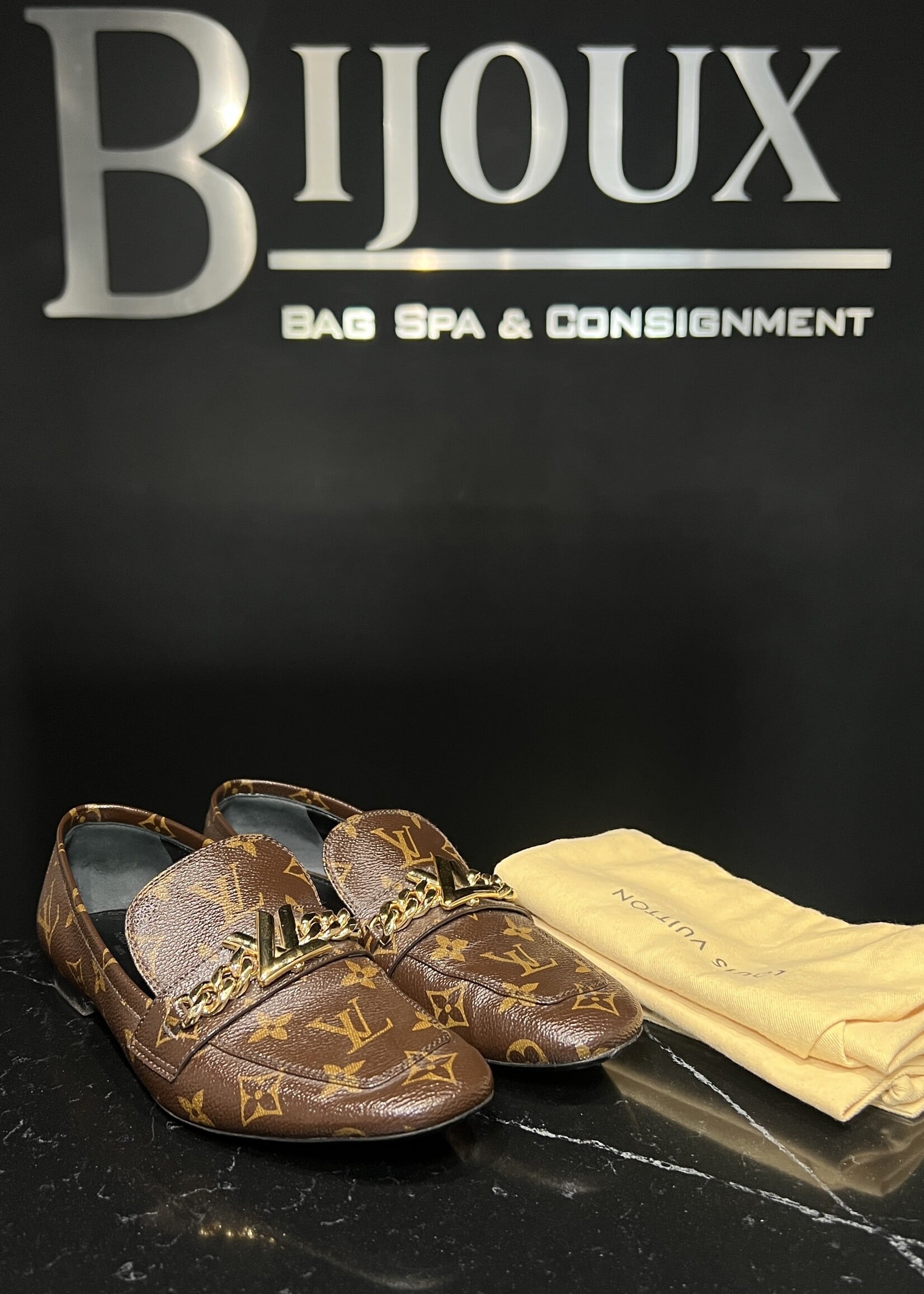 Louis Vuitton Louis Vuitton Upper Case Loafers 38.5
