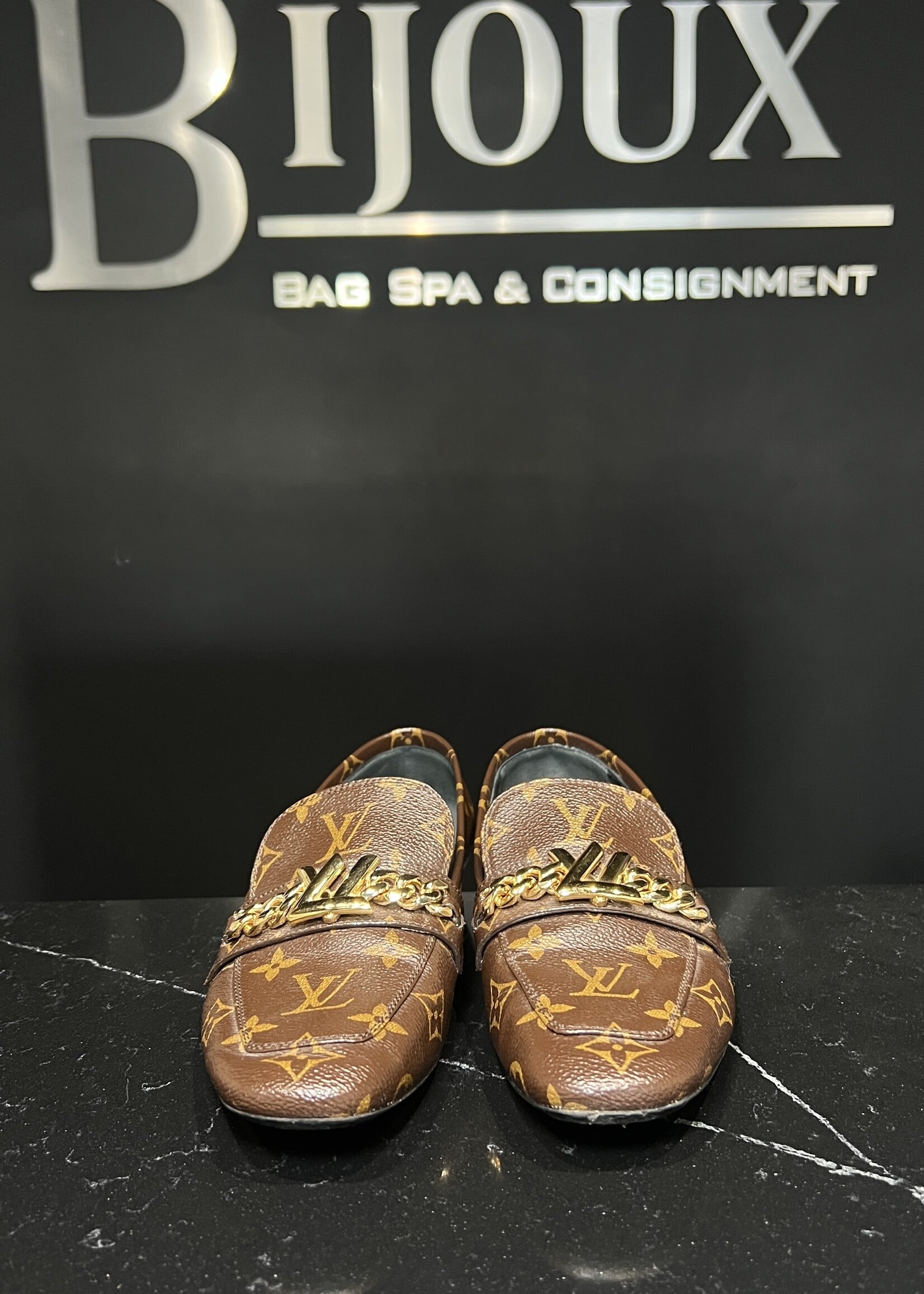 Louis Vuitton Louis Vuitton Upper Case Loafers 38.5
