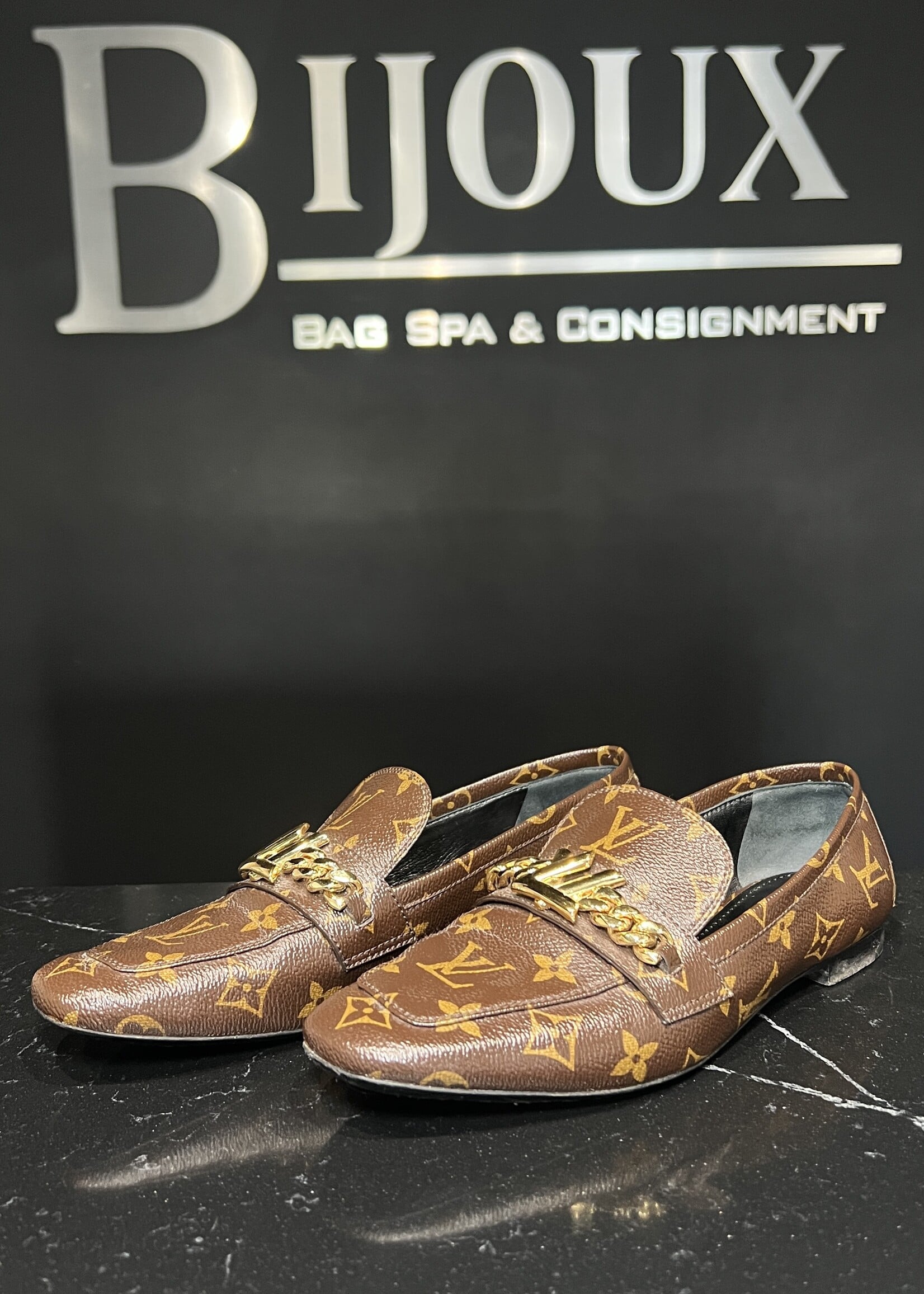 Louis Vuitton Louis Vuitton Upper Case Loafers 38.5