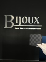 Louis Vuitton Louis Vuitton Amerigo Wallet