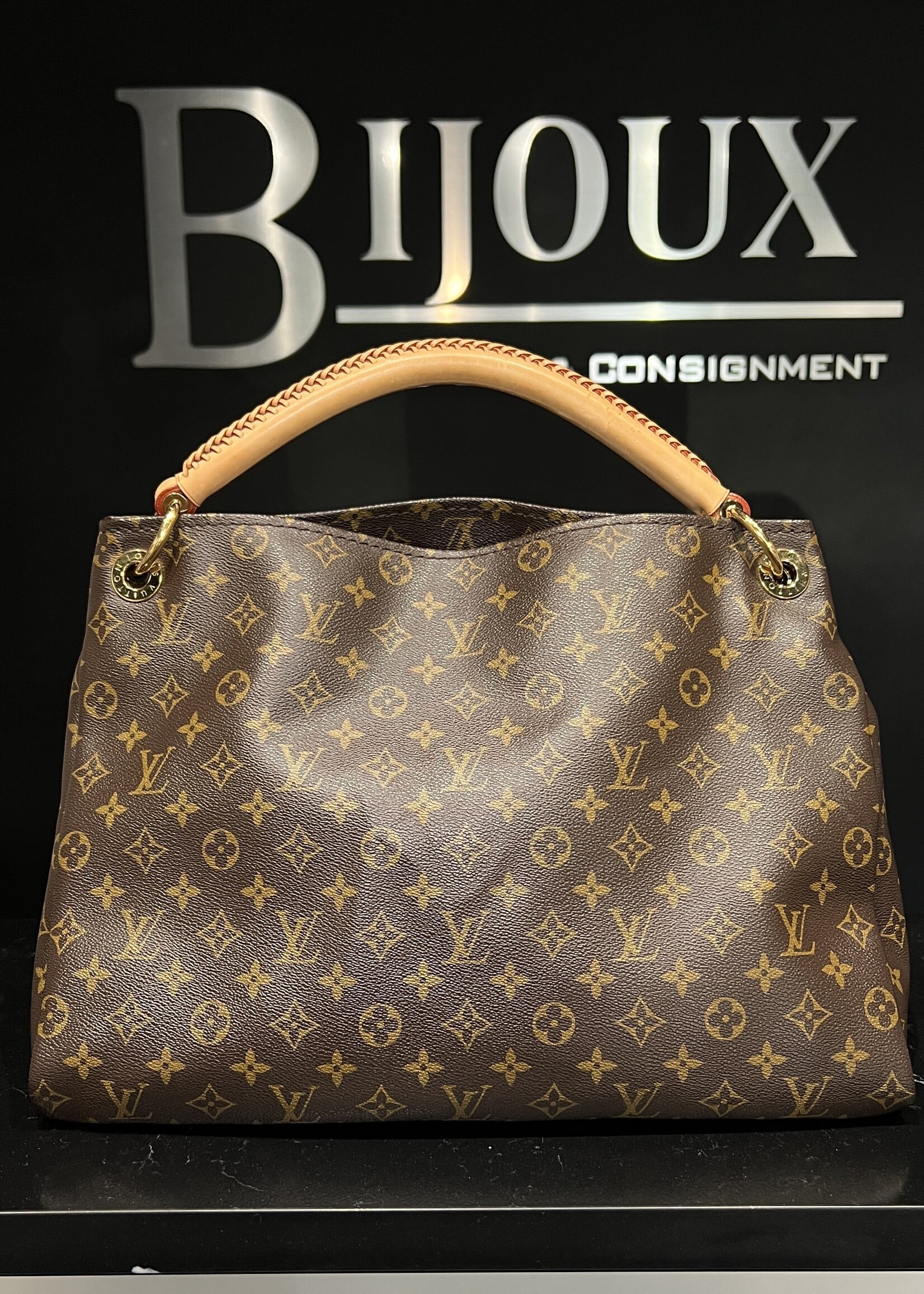 Louis Vuitton Louis Vuitton Monogram Artsy MM