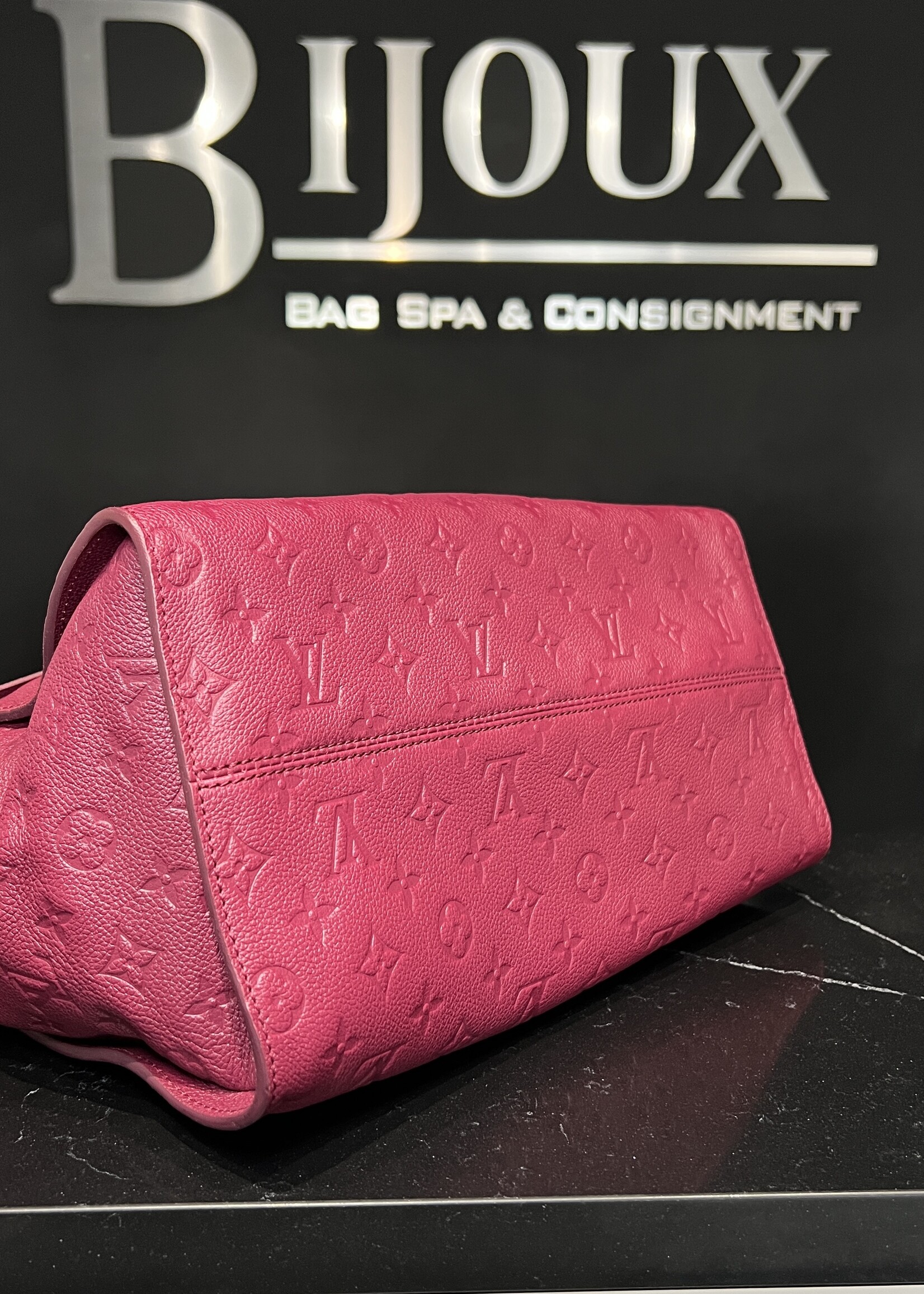 Louis Vuitton SOLD - Louis Vuitton Burgundy  Monogram Lumineuse GM