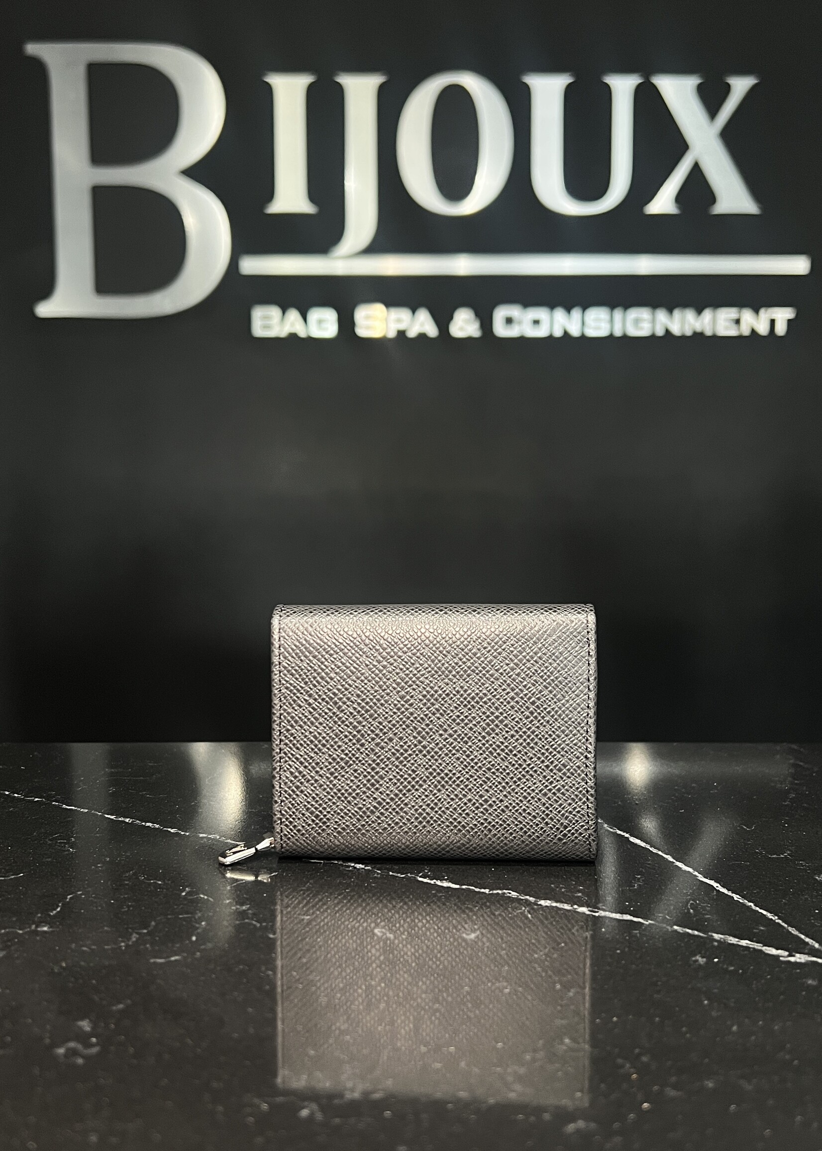 Louis Vuitton Louis Vuitton Taiga Serguei Wallet