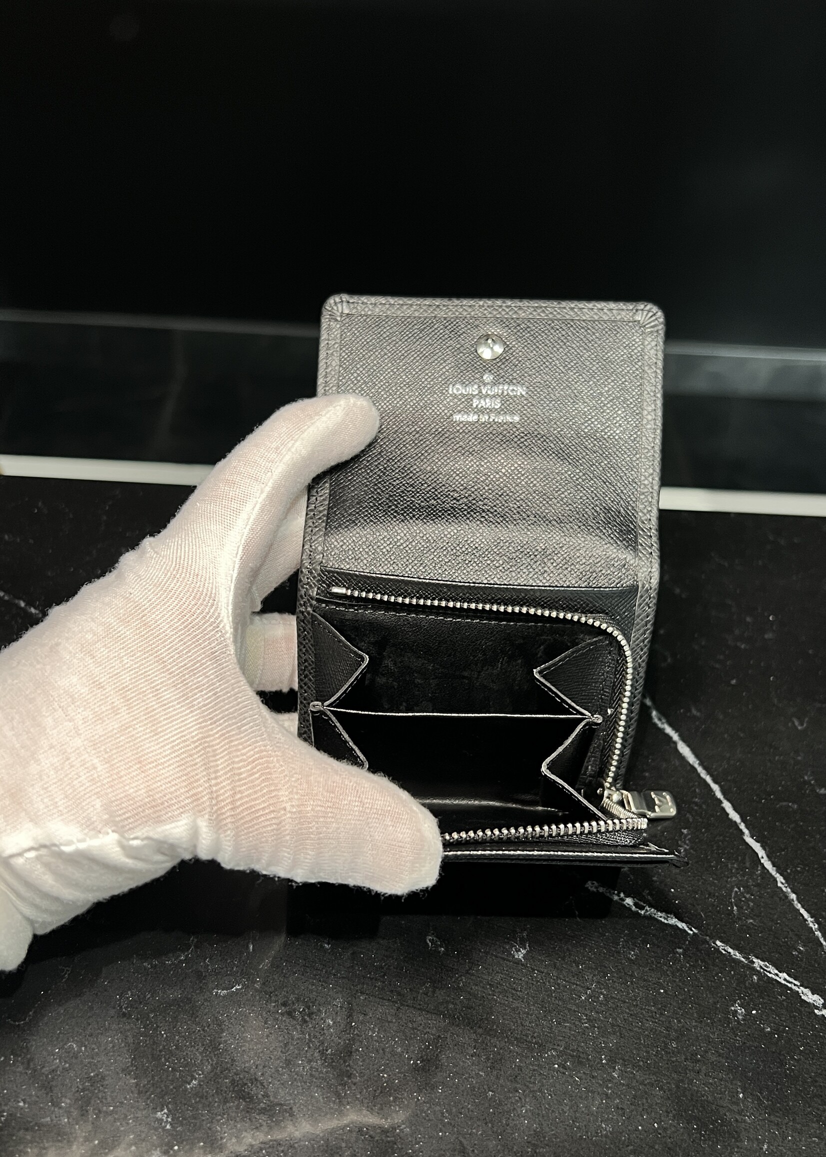 Louis Vuitton Louis Vuitton Taiga Serguei Wallet