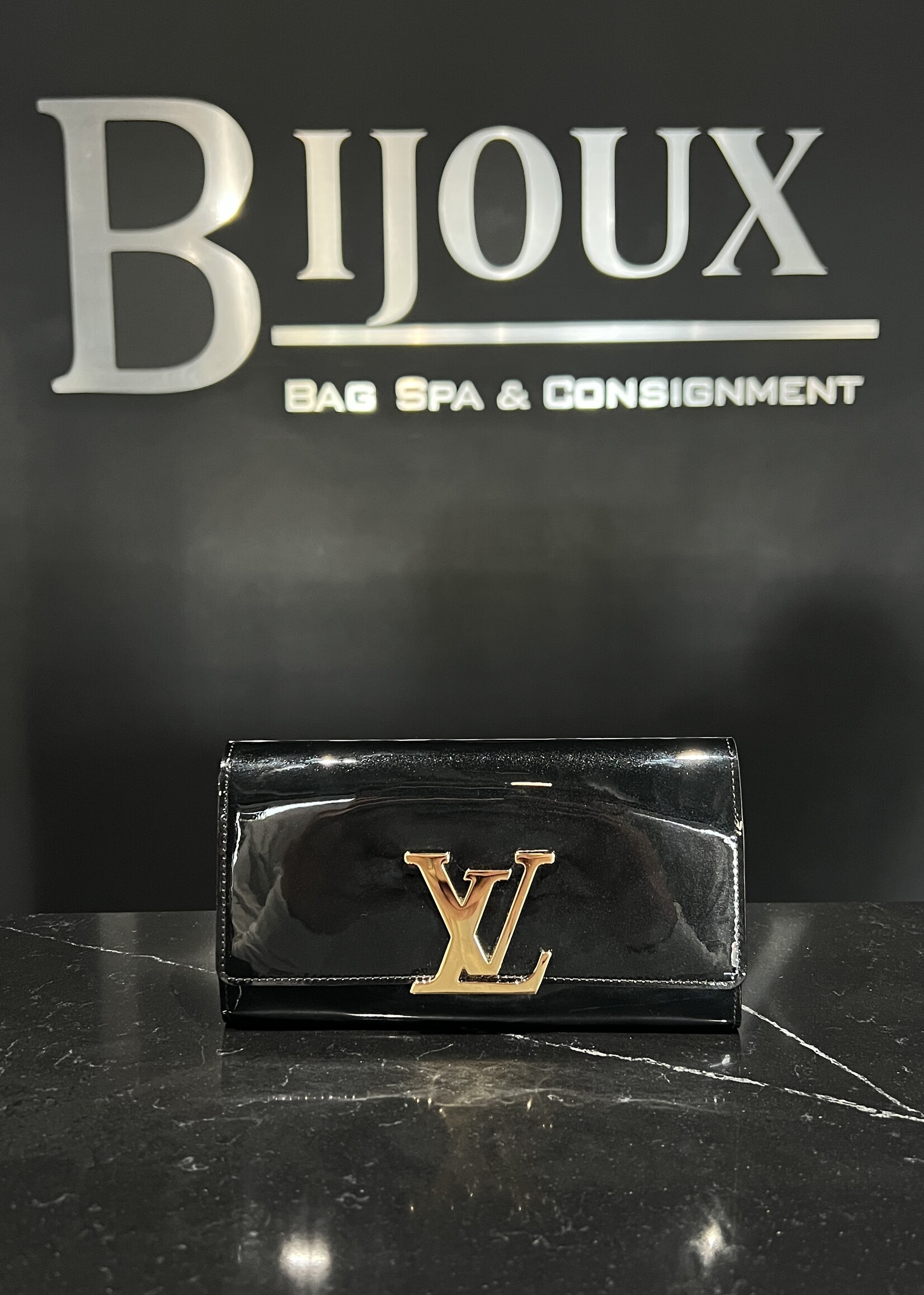 Louis Vuitton Louis Vuitton Patent Louise Wallet