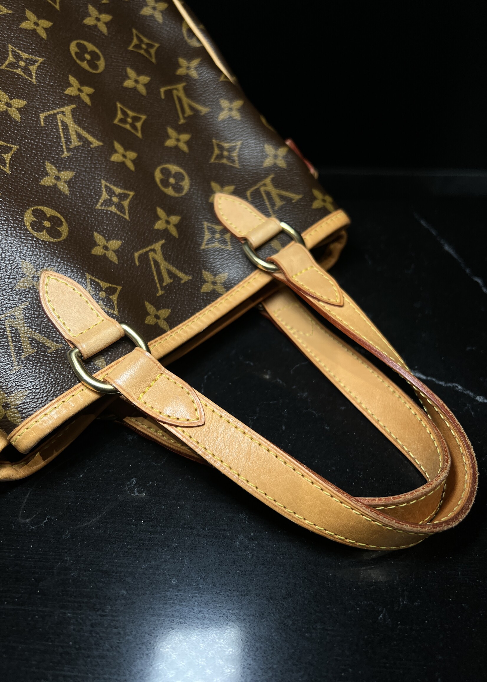 Louis Vuitton Louis Vuitton Monogram Batignolles Vertical PM