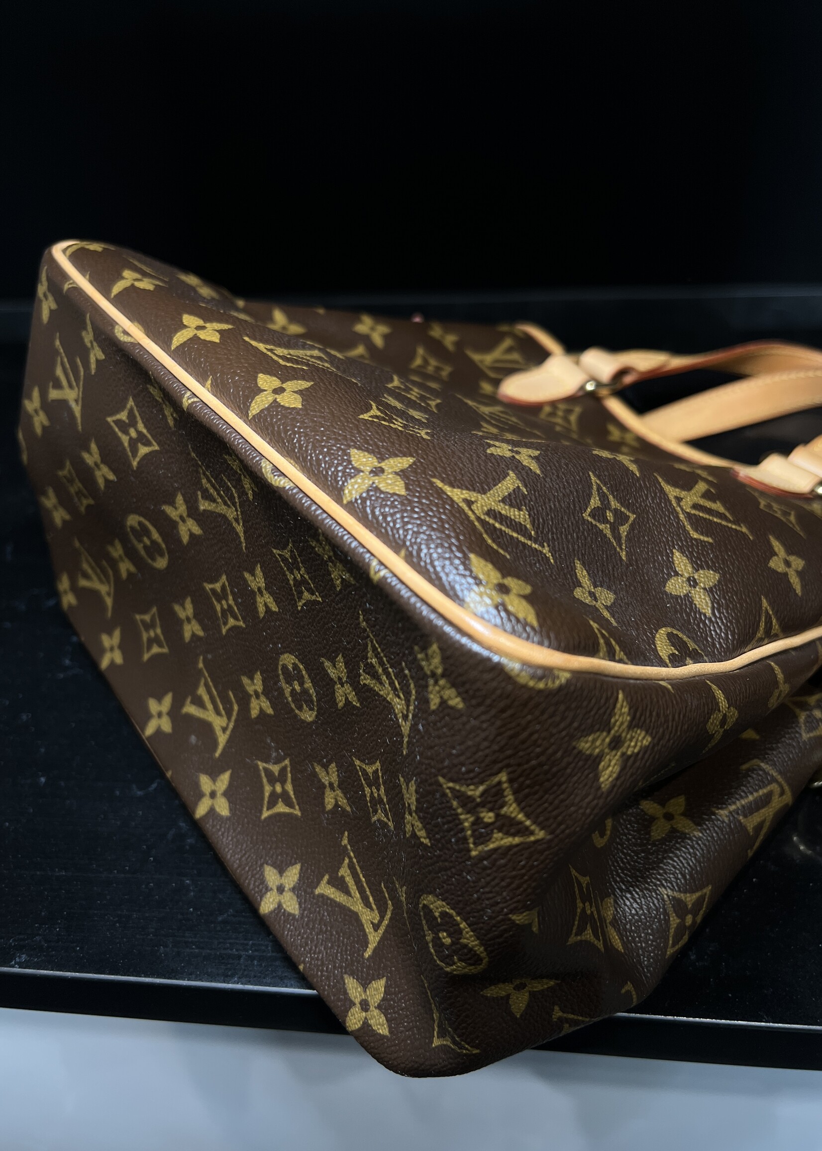 Louis Vuitton Louis Vuitton Monogram Batignolles Vertical PM