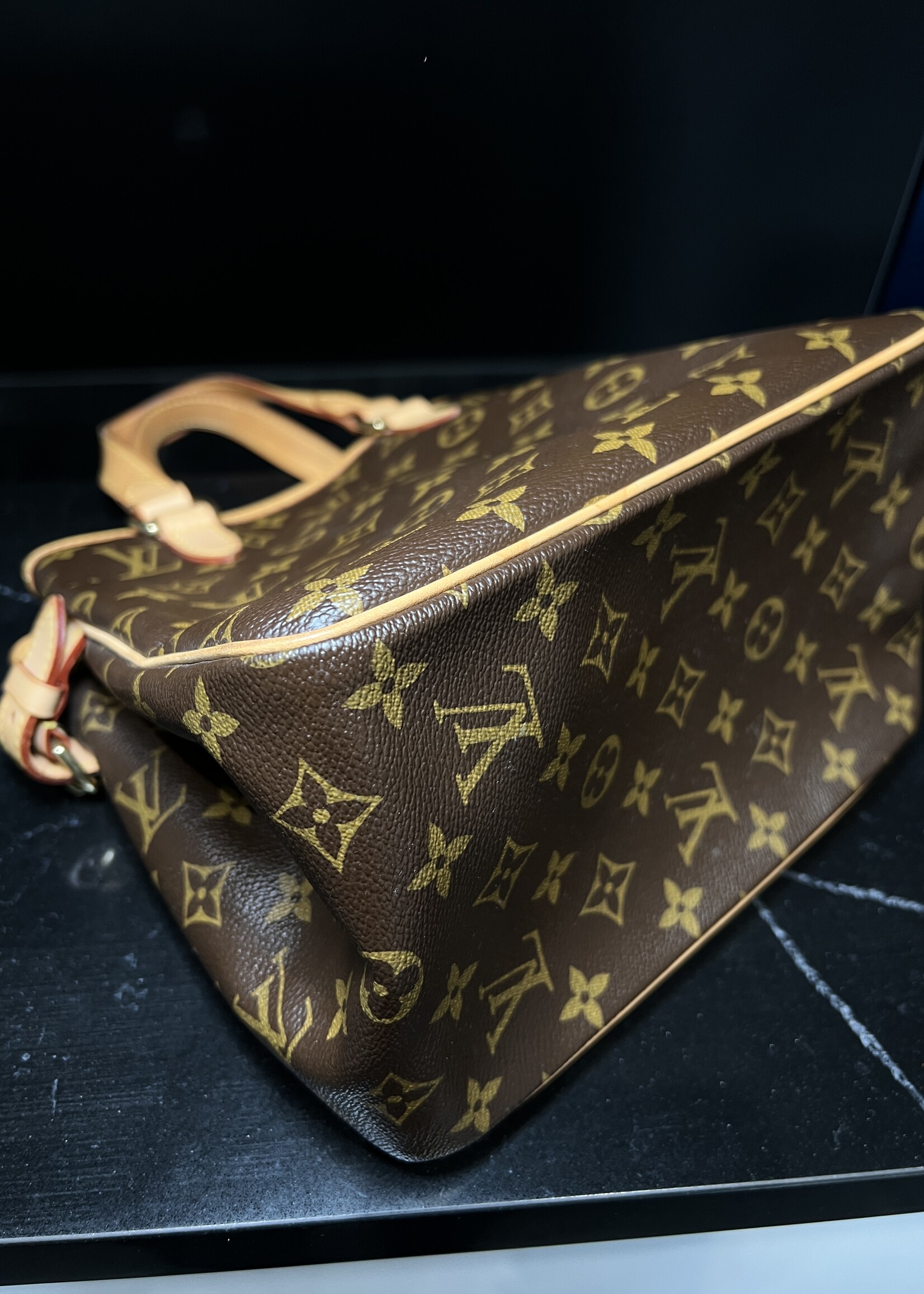 Louis Vuitton Louis Vuitton Monogram Batignolles Vertical PM