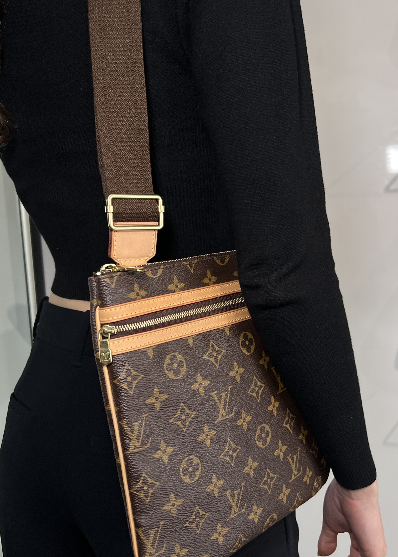 Louis Vuitton SOLD- Louis Vuitton Bosphore Monogram Messenger