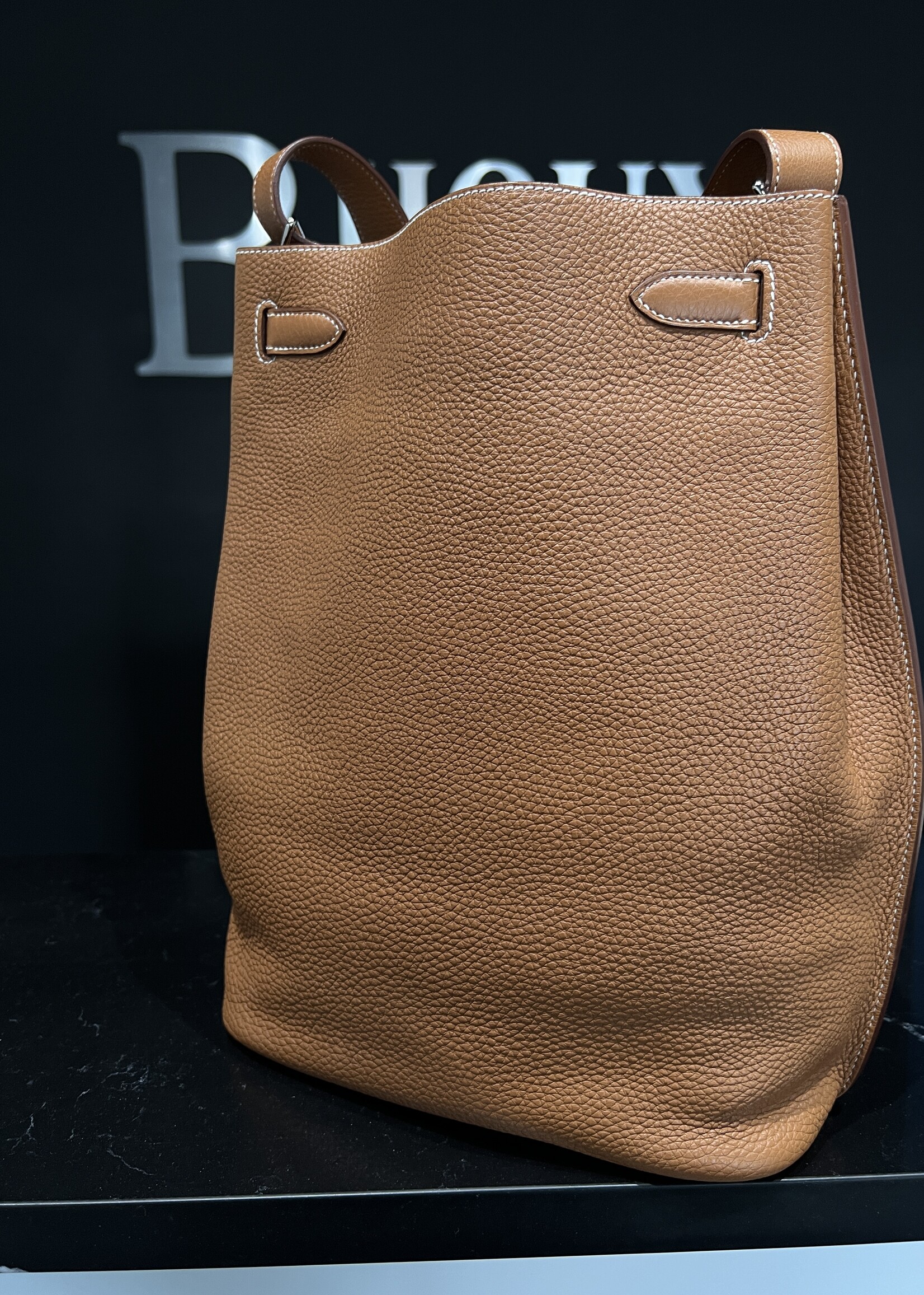 Hermes SOLD. - Hermes So Kelly 26 Togo Gold