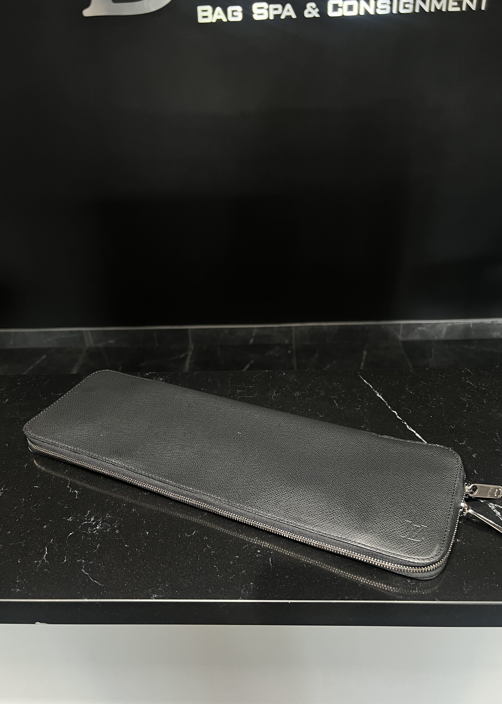 Louis Vuitton Louis Vuitton 5 Piece Tie Holder